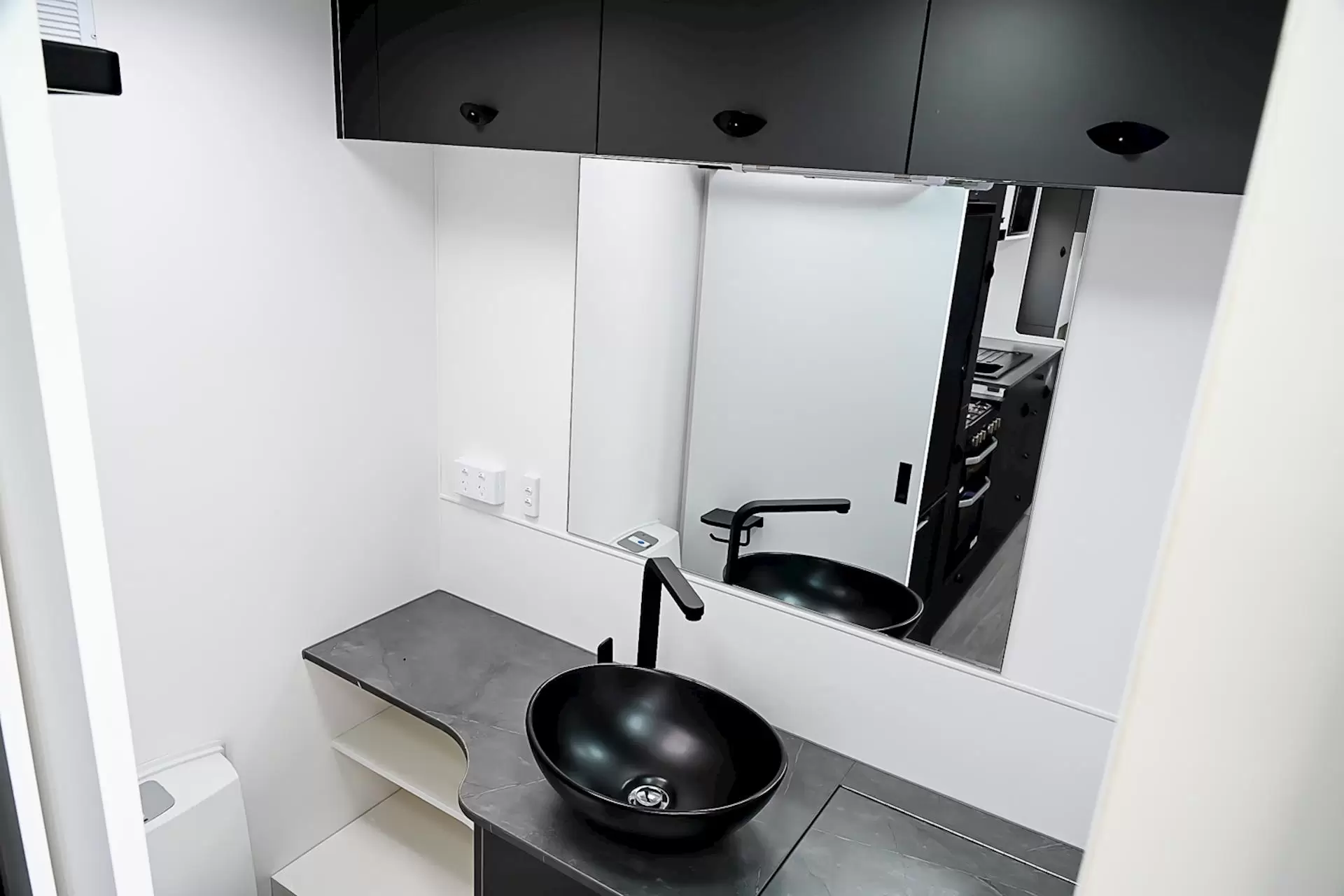 NEW 2025 VISCOUNT WILDSHARK 3.5