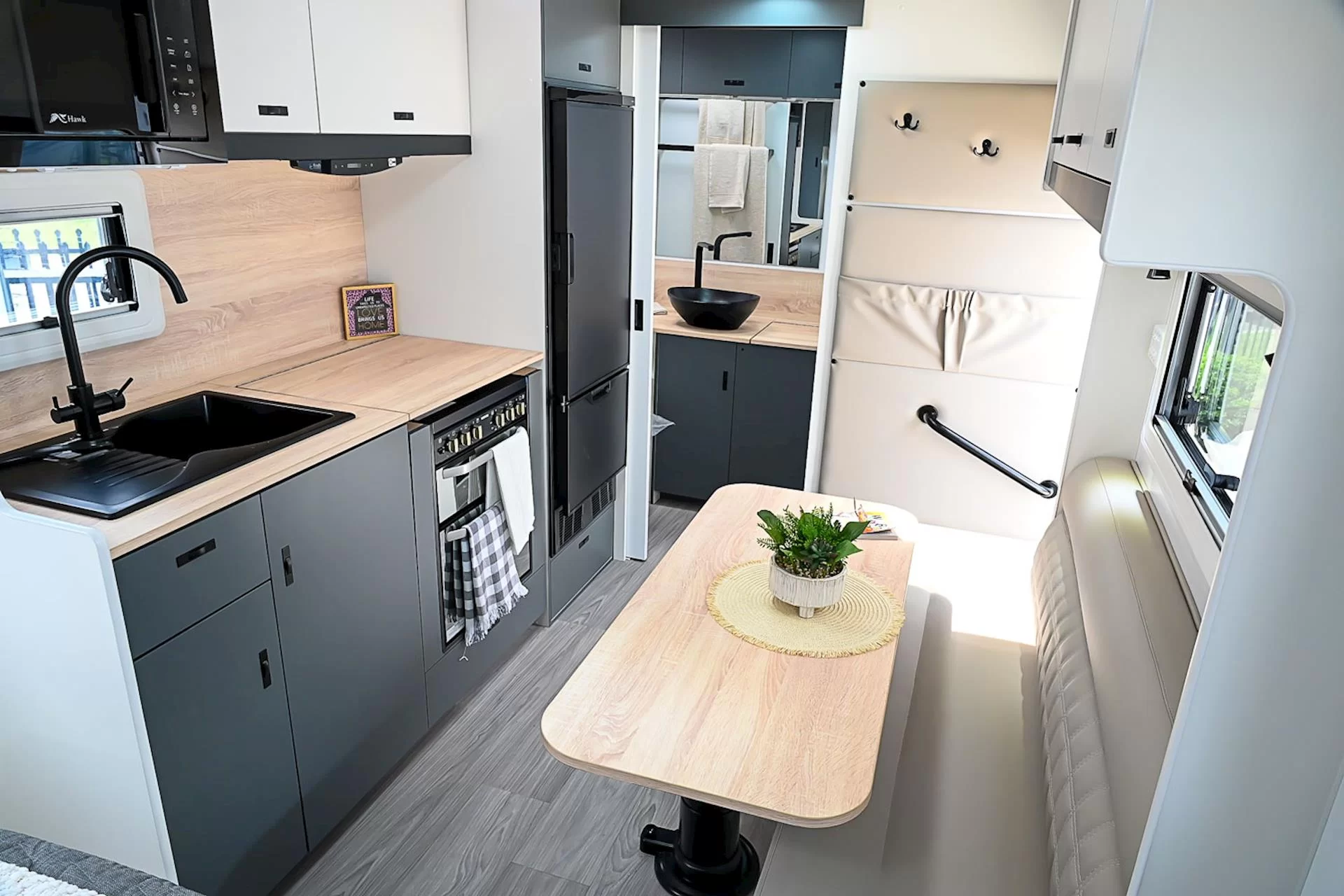 NEW 2025 VISCOUNT V1 WILDSHARK caravan