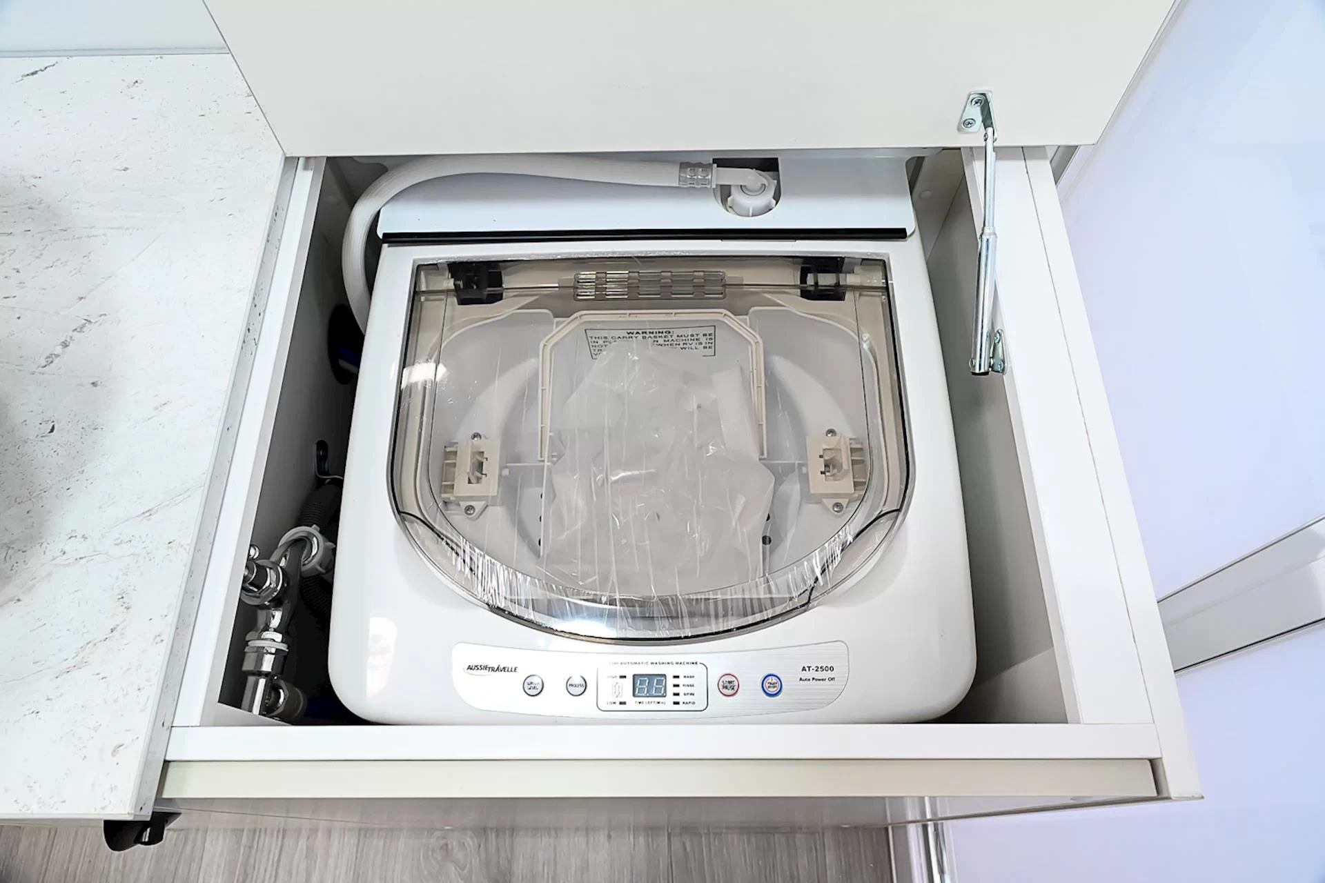 NEW 2025 VISCOUNT V2.2 SINGLE BEDS caravan