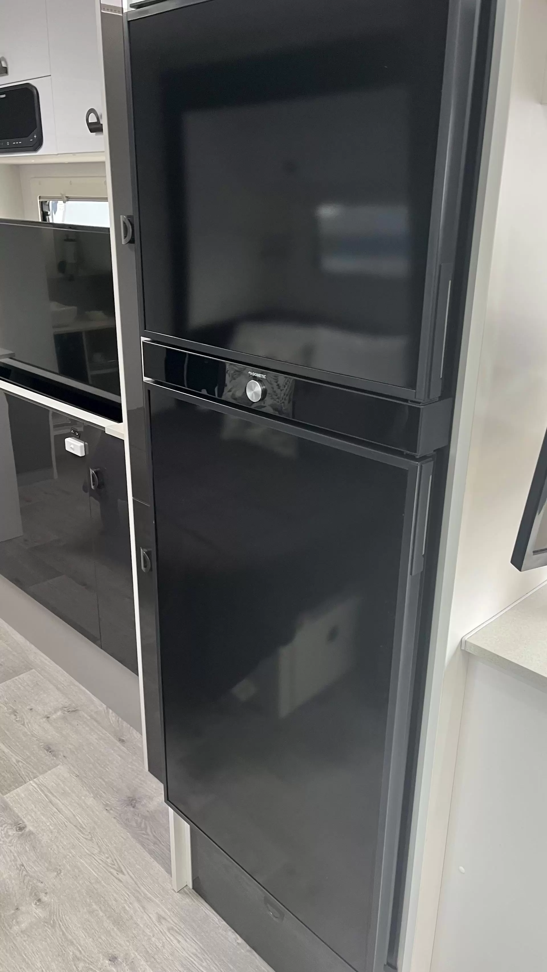 USED 2022 NEW AGE BIG RED SLIDE-OUT caravan