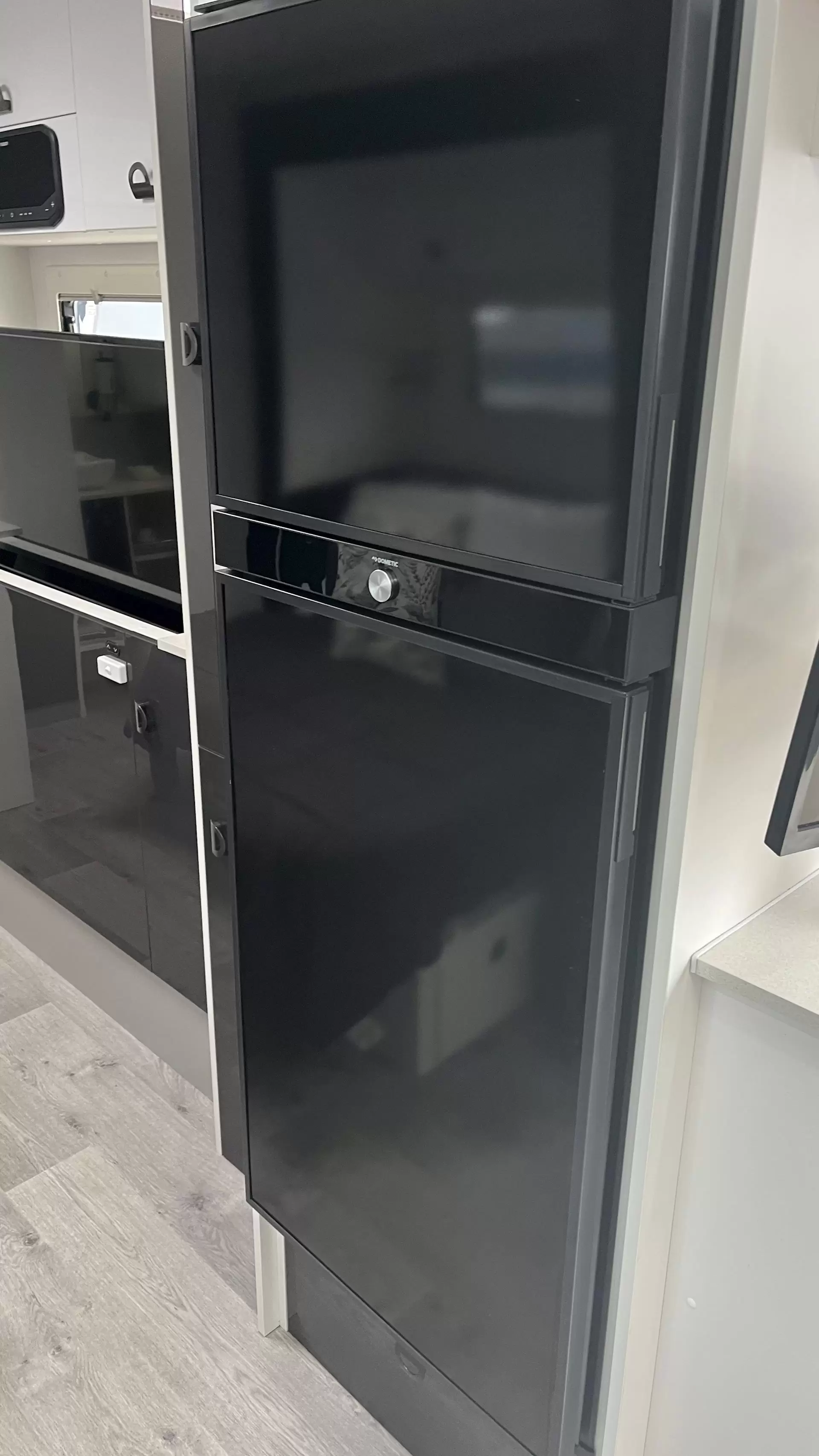 USED 2022 NEW AGE BIG RED SLIDE-OUT