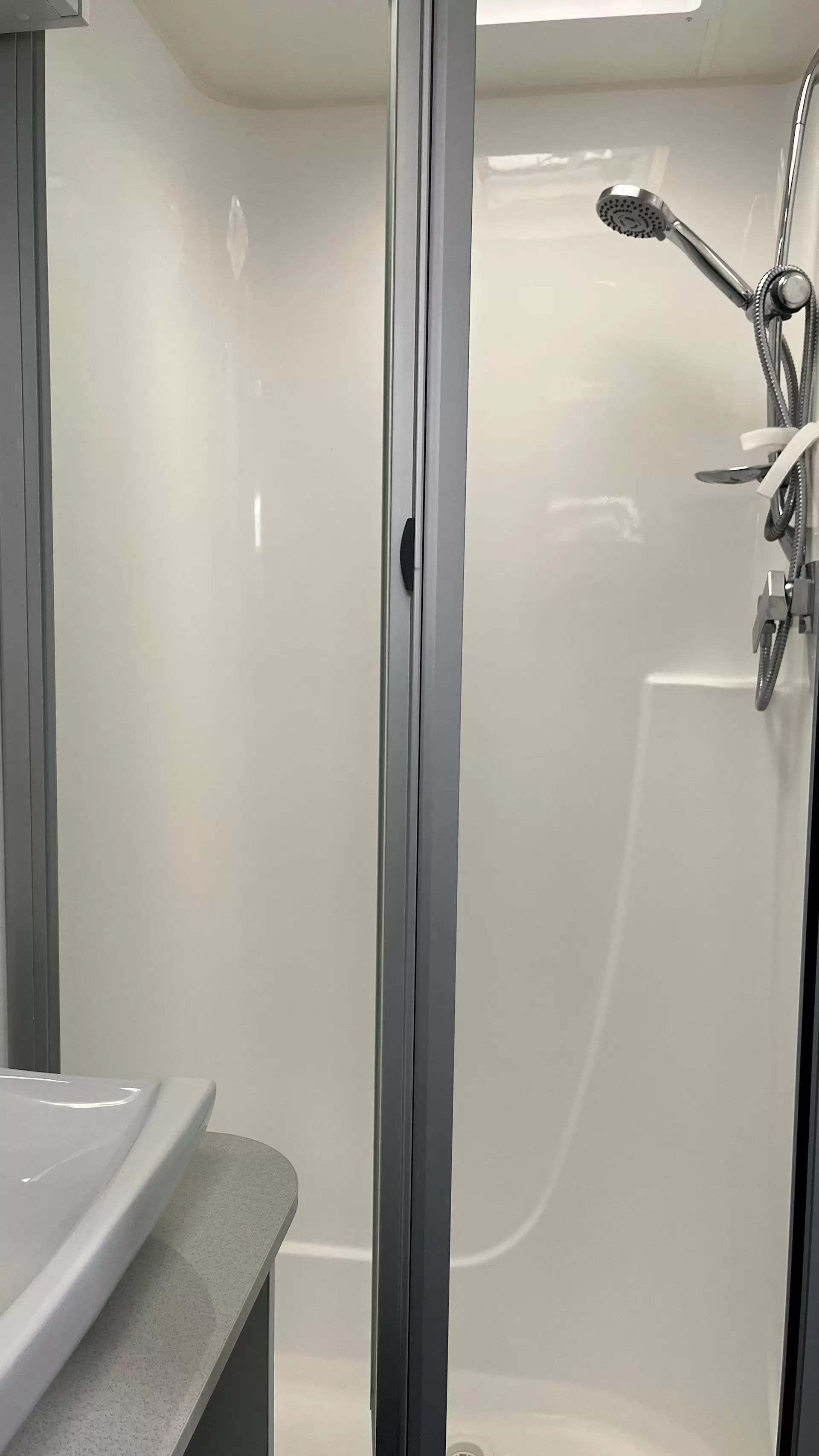 USED 2022 NEW AGE BIG RED SLIDE-OUT