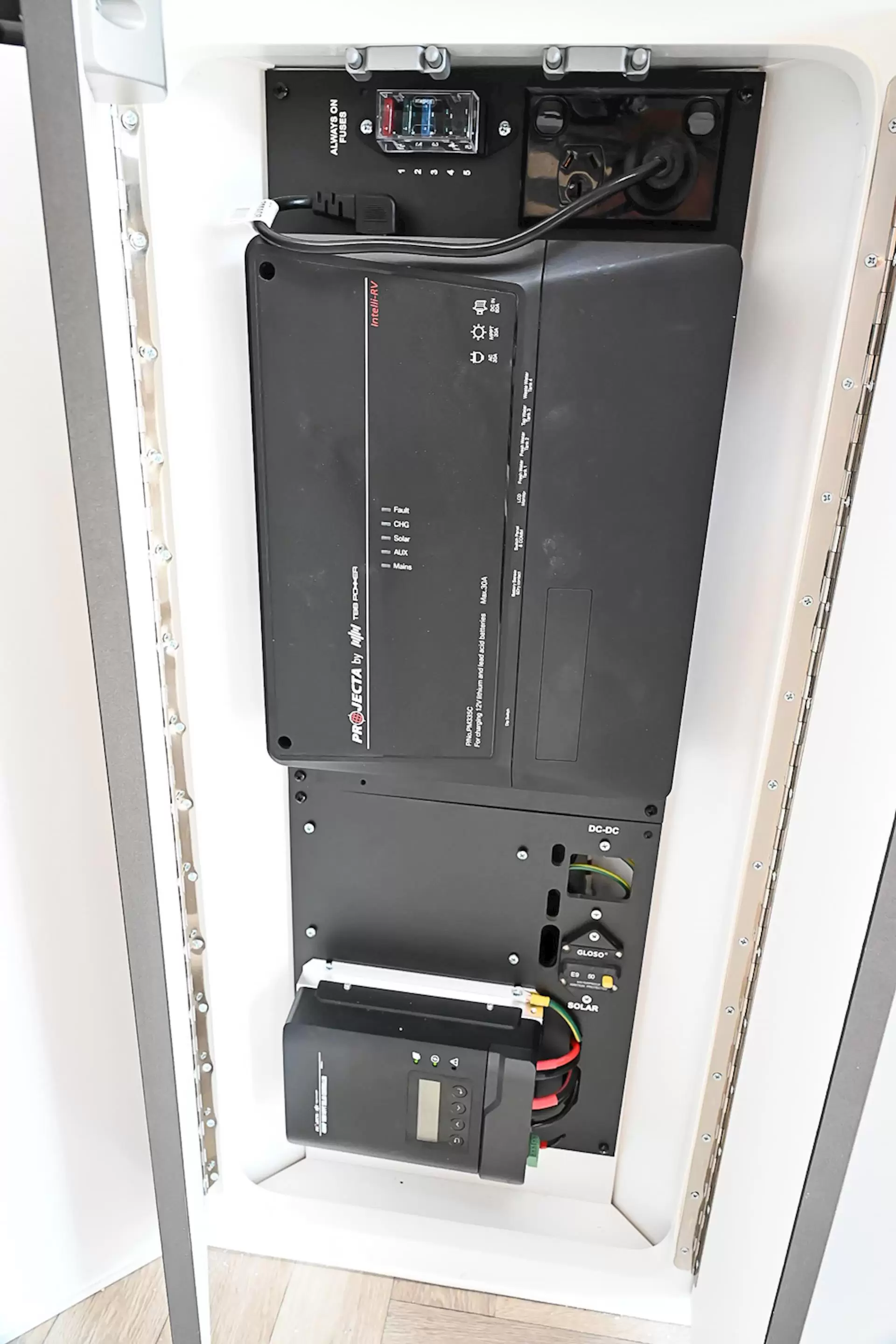 NEW 2025 DESIGN RV STRYKER 161-X