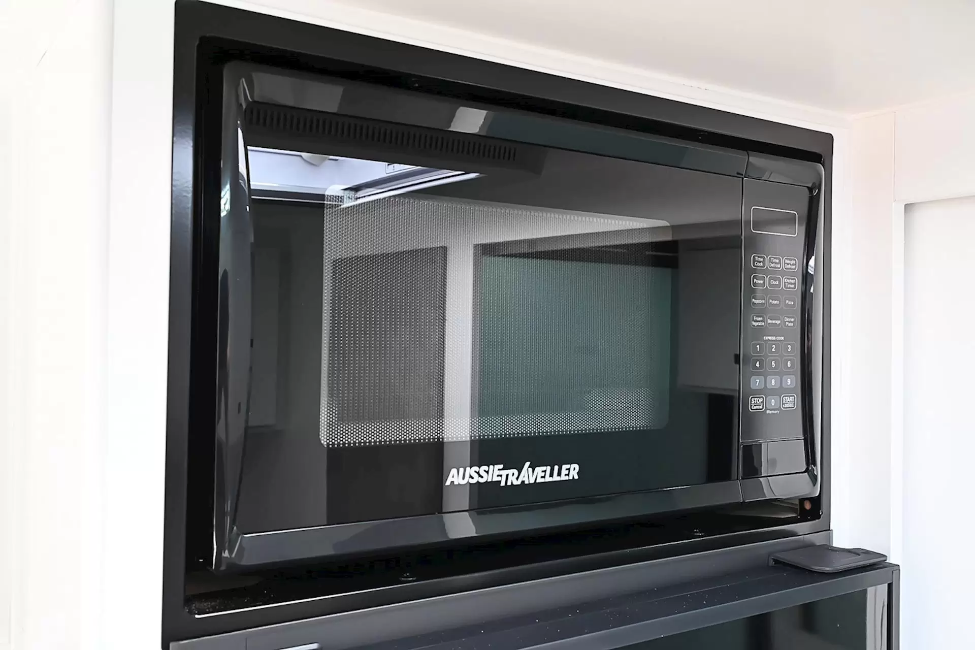 NEW 2025 DESIGN RV STRYKER 161-X