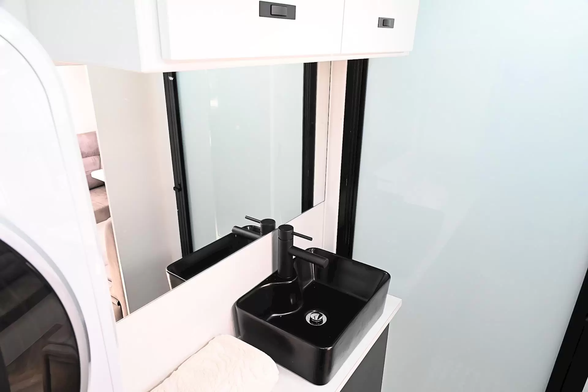 NEW 2025 DESIGN RV STRYKER 161-X