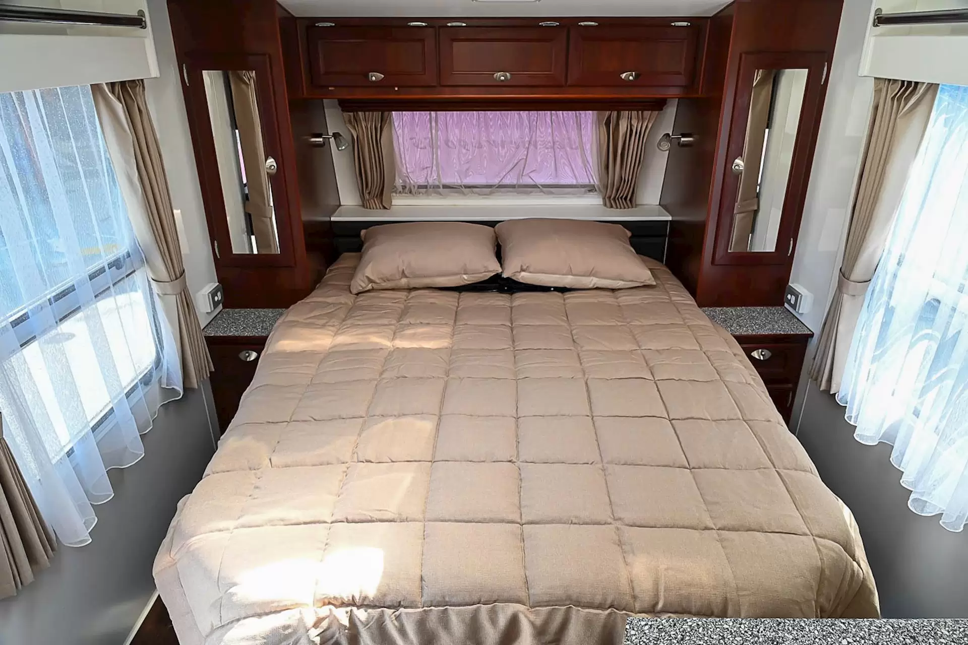 USED 2012 OLYMPIC SEAVIEW 690