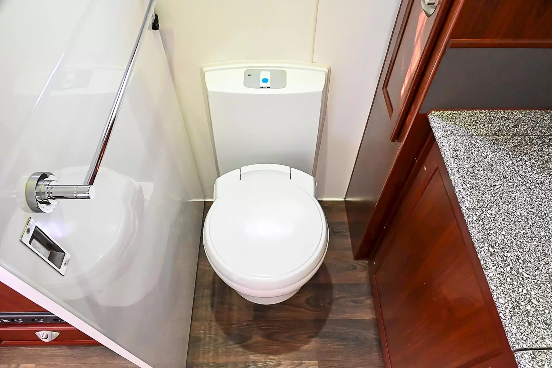 USED 2012 OLYMPIC SEAVIEW 690