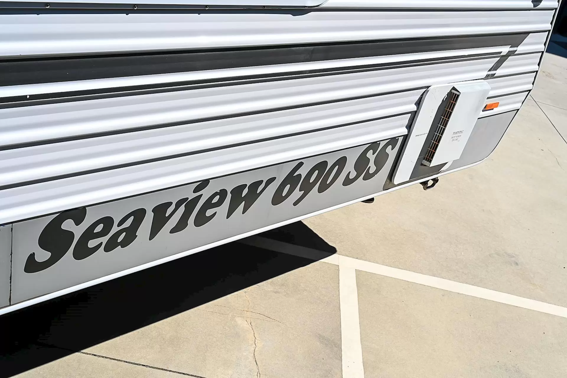 USED 2012 OLYMPIC SEAVIEW 690