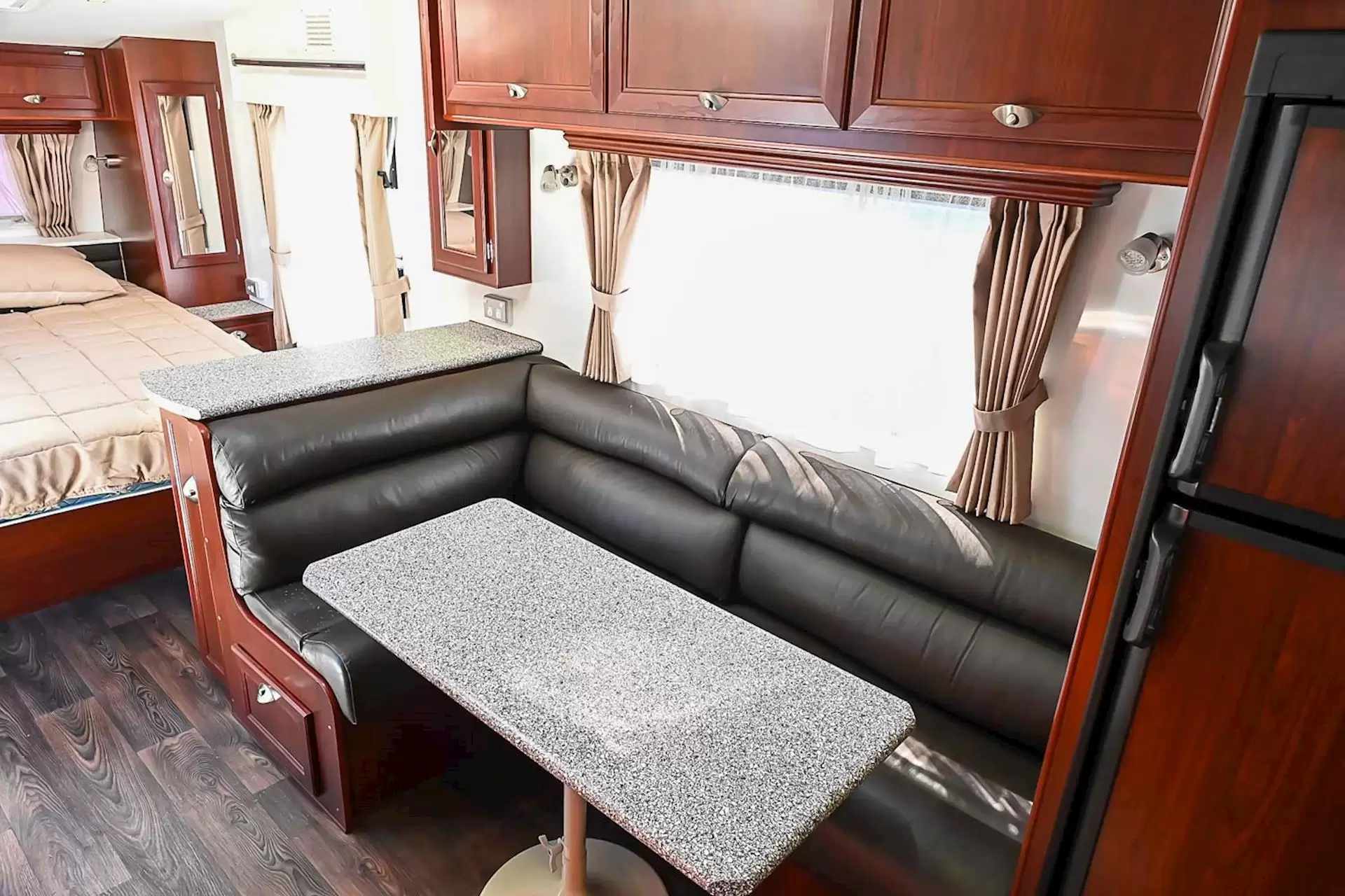 USED 2012 OLYMPIC SEAVIEW 690