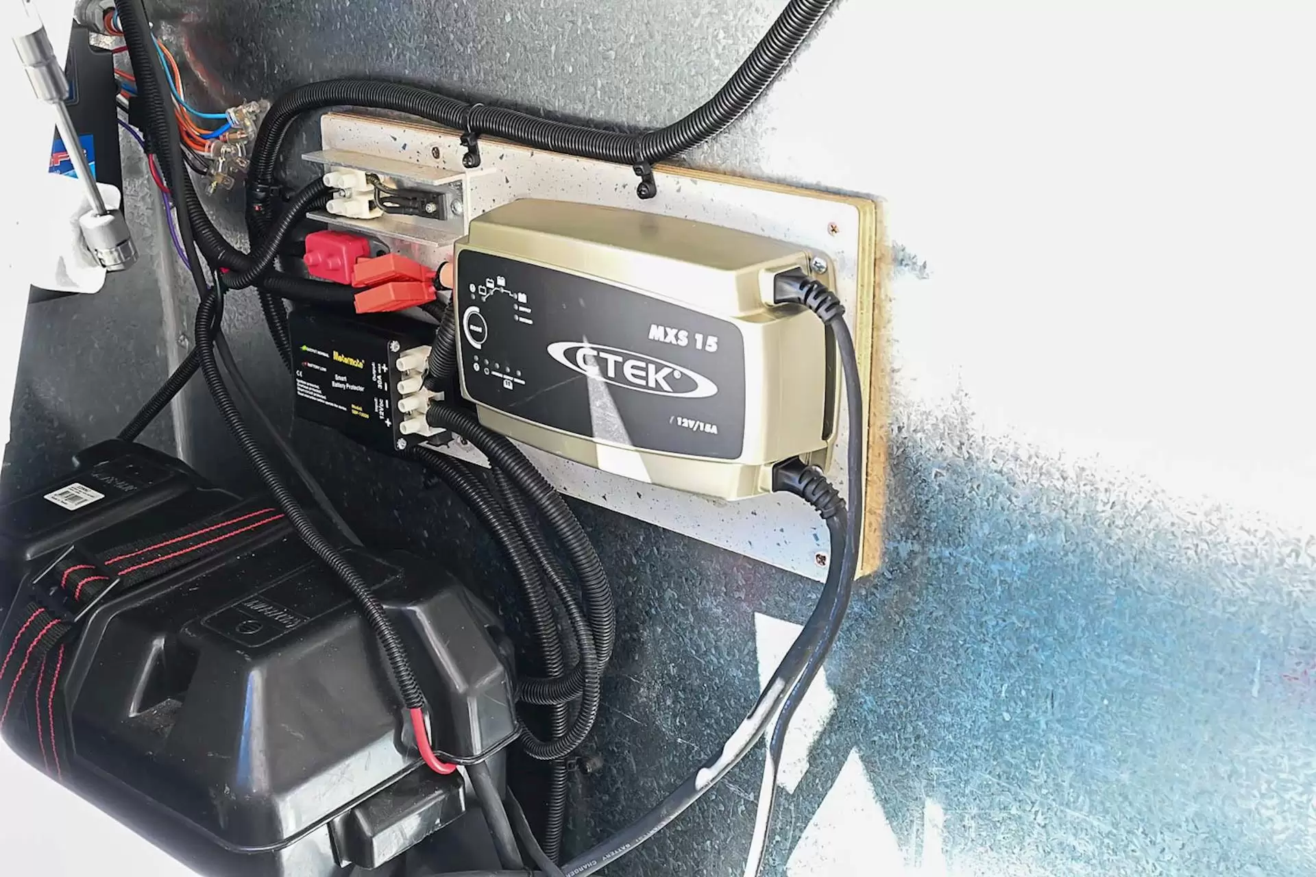 USED 2012 OLYMPIC SEAVIEW 690