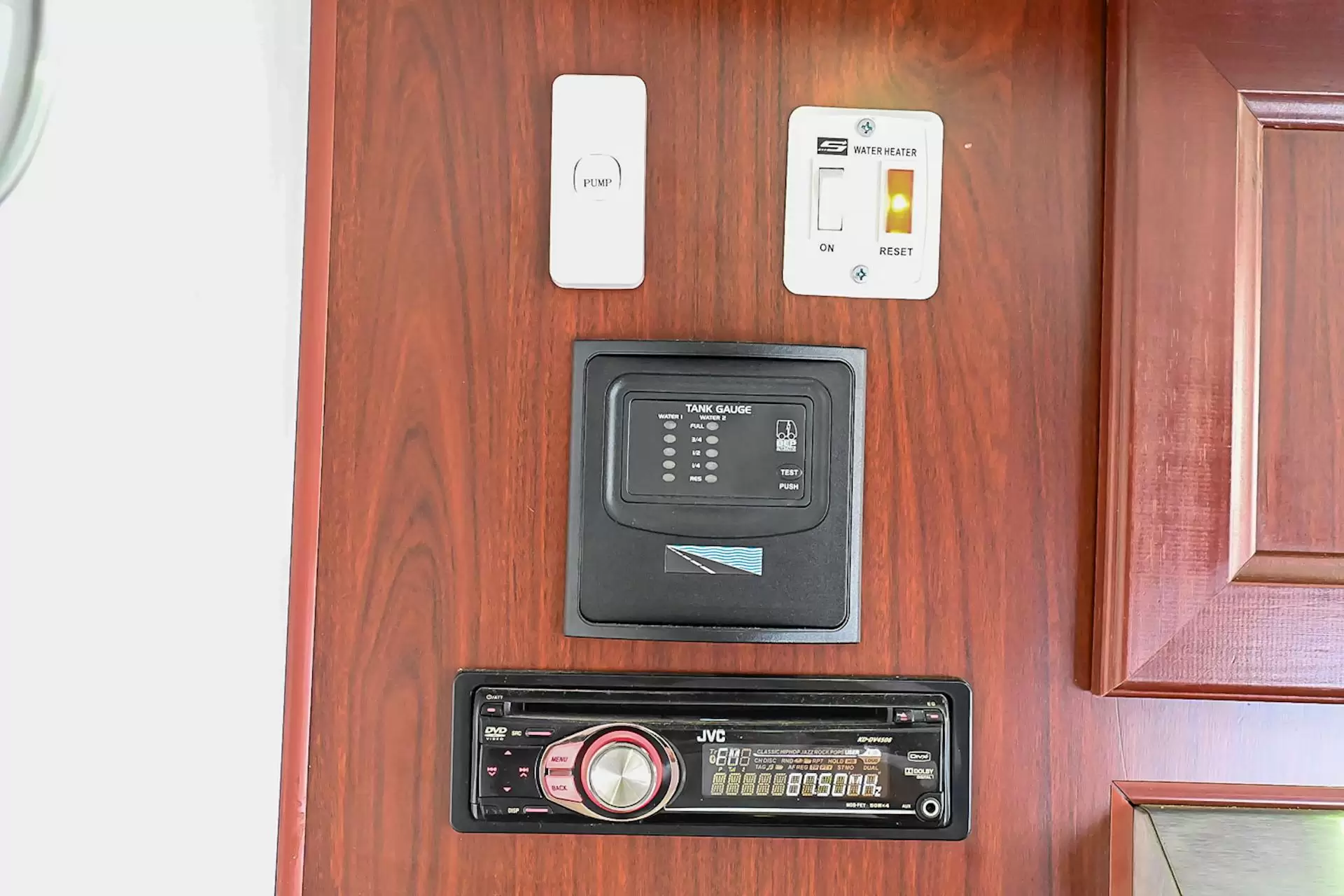 USED 2012 OLYMPIC SEAVIEW 690