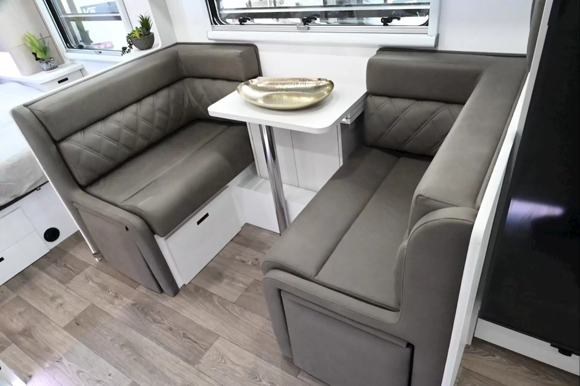 NEW 2025 DESIGN RV MICA ACX 20'2