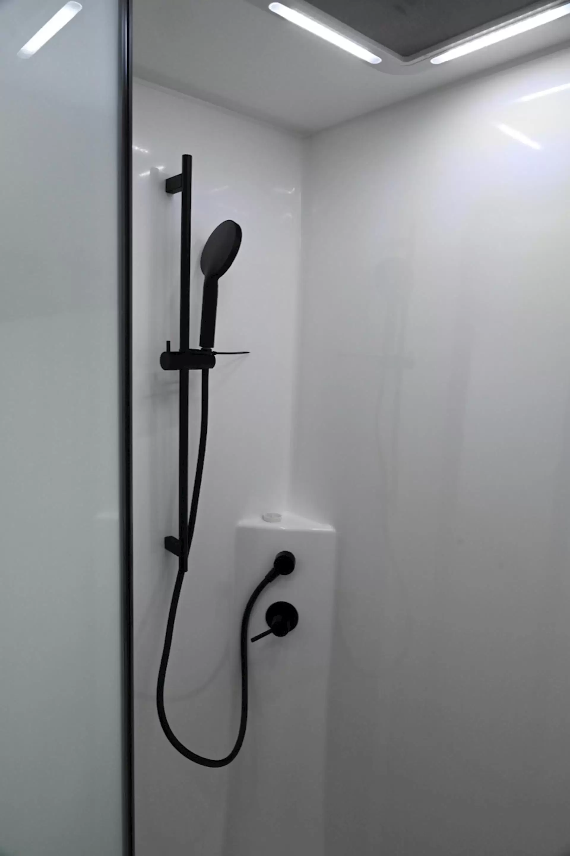 NEW 2025 DESIGN RV MICA ACX 20'2