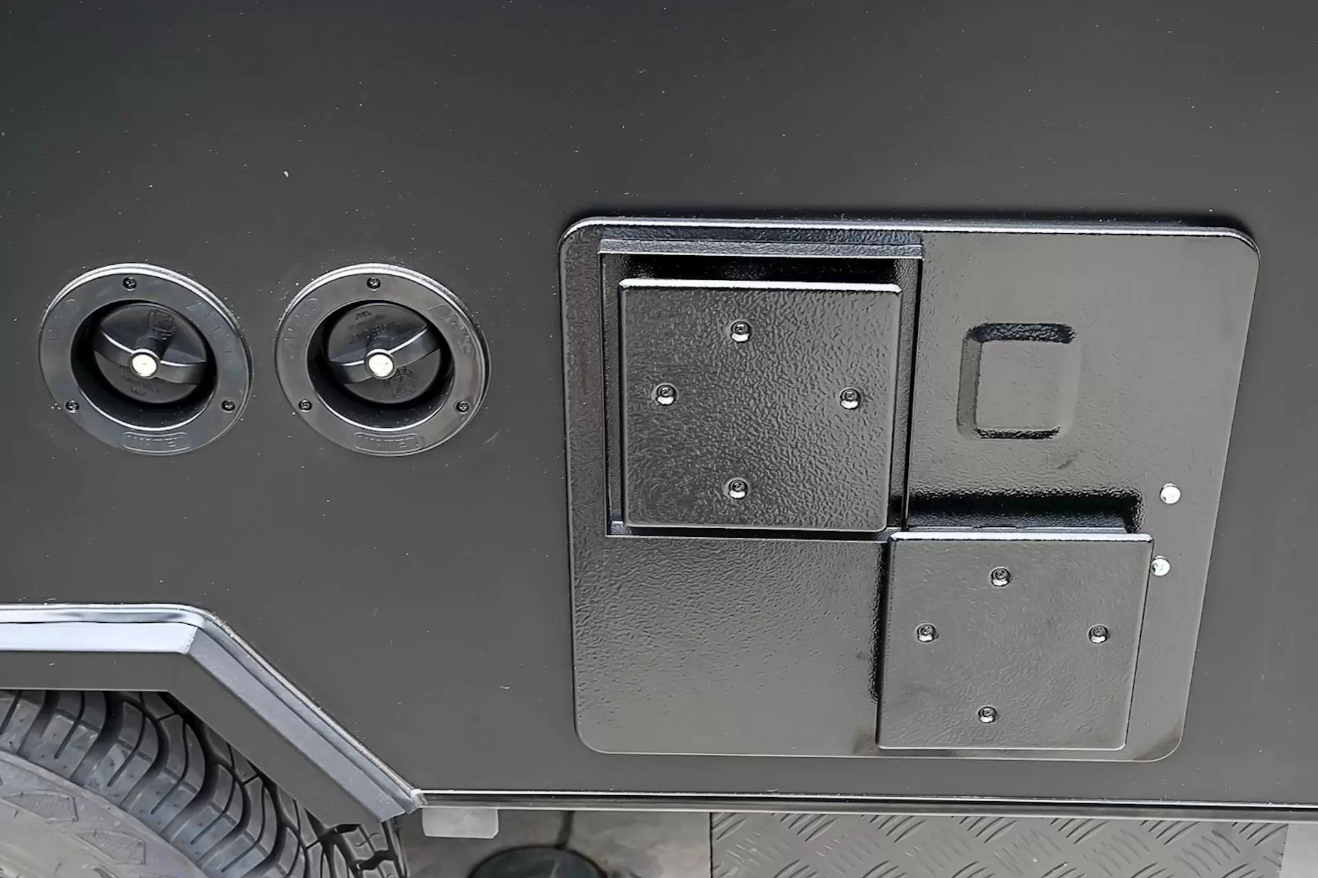 NEW 2025 ROYAL FLAIR FAMILY FLAIR 20'6-1