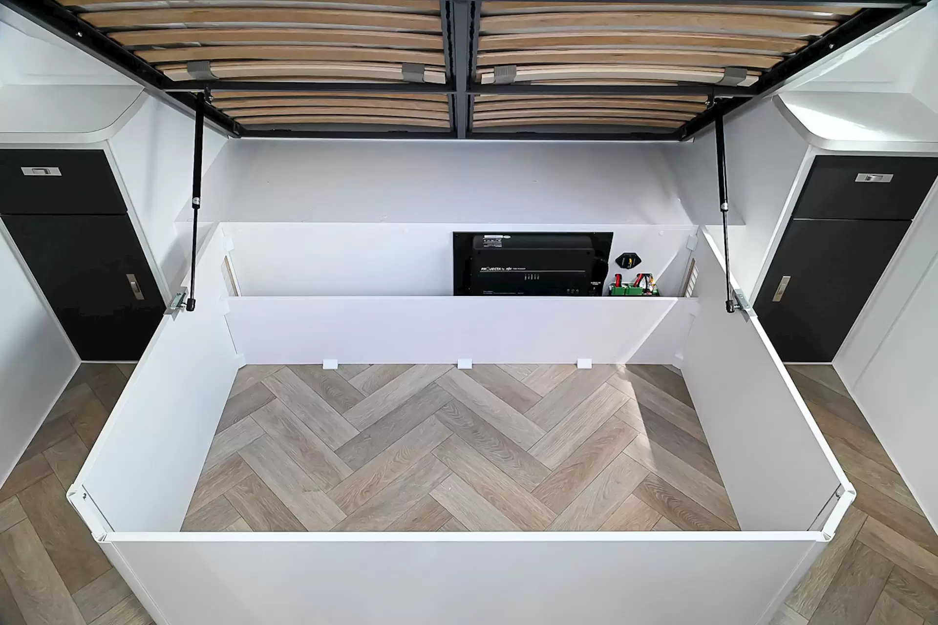 NEW 2026 DESIGN RV CRX196R