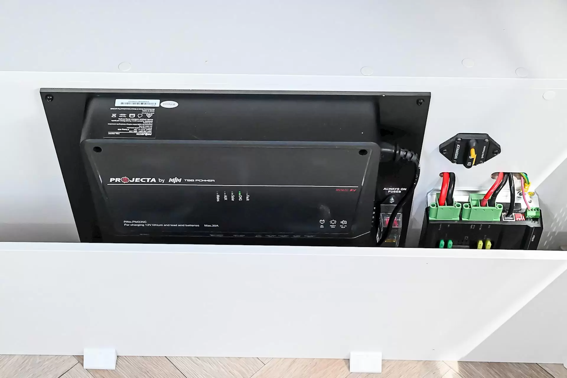 NEW 2026 DESIGN RV CRX196R