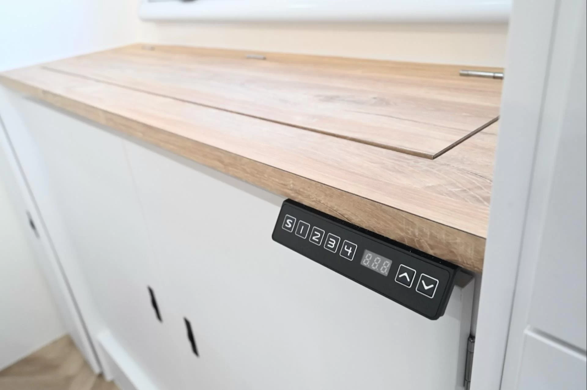 NEW 2026 ROYAL FLAIR Designer Series 19'6-1 caravan