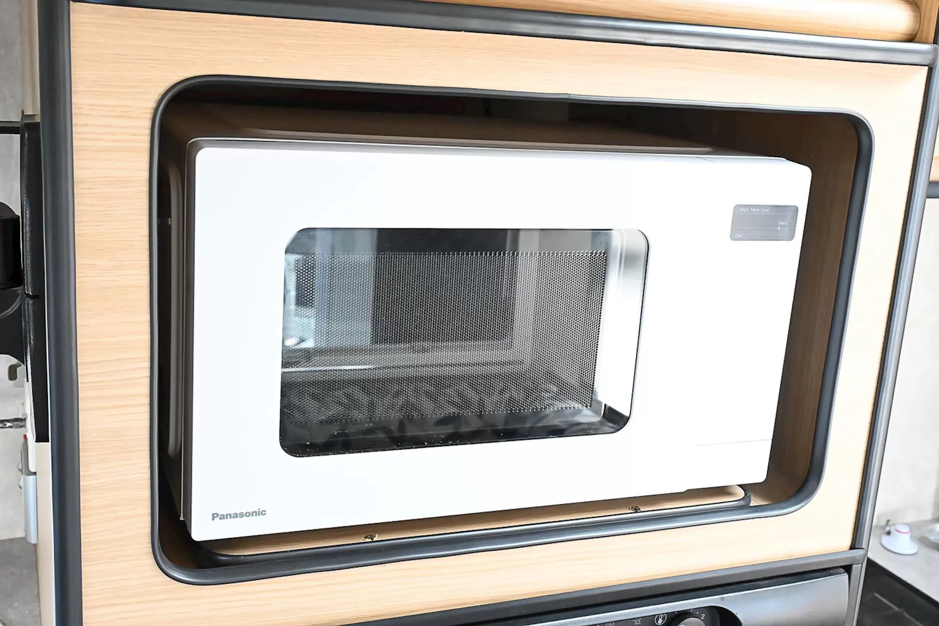 USED 2012 JURGENS SKYGAZER caravan