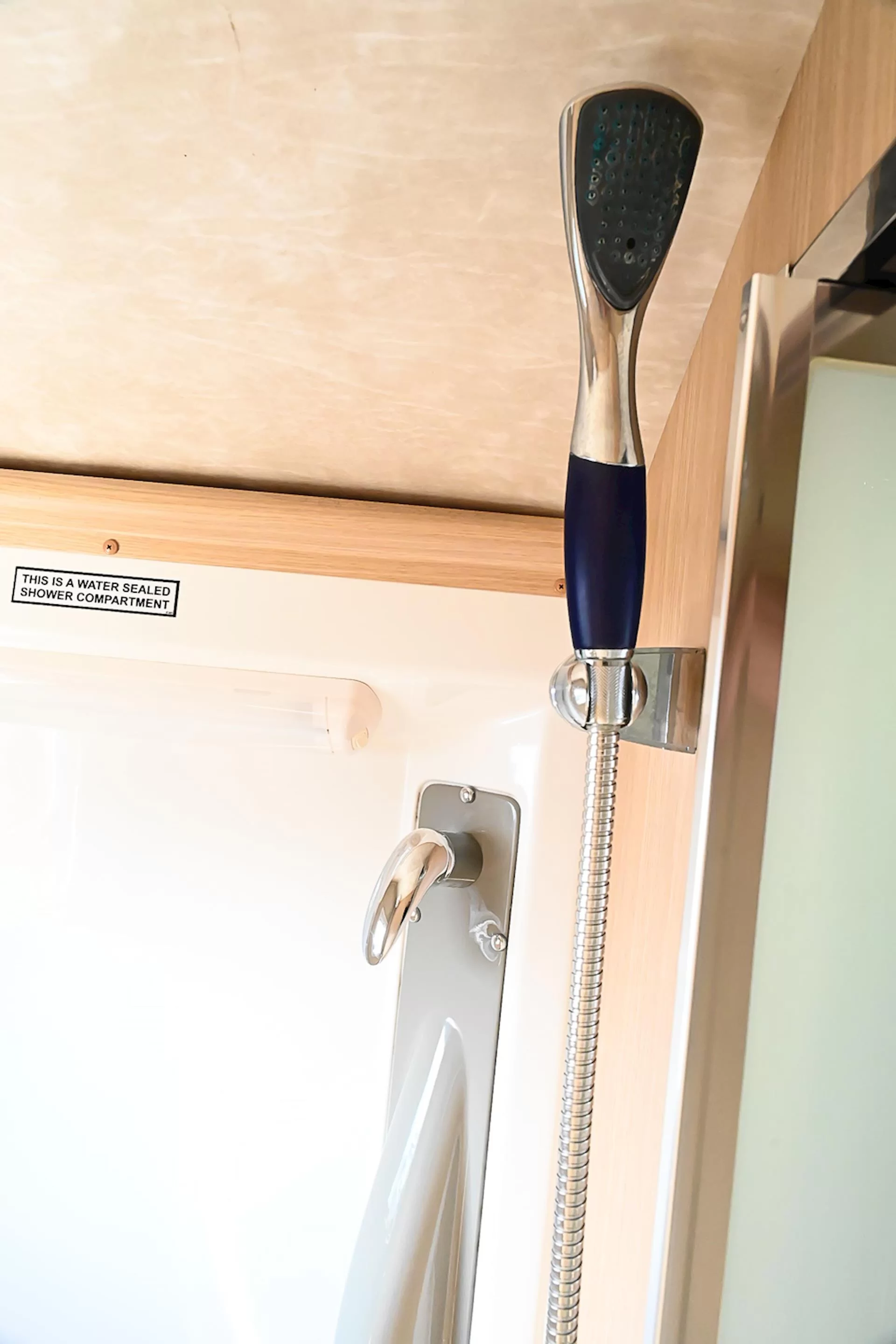 USED 2012 JURGENS SKYGAZER caravan