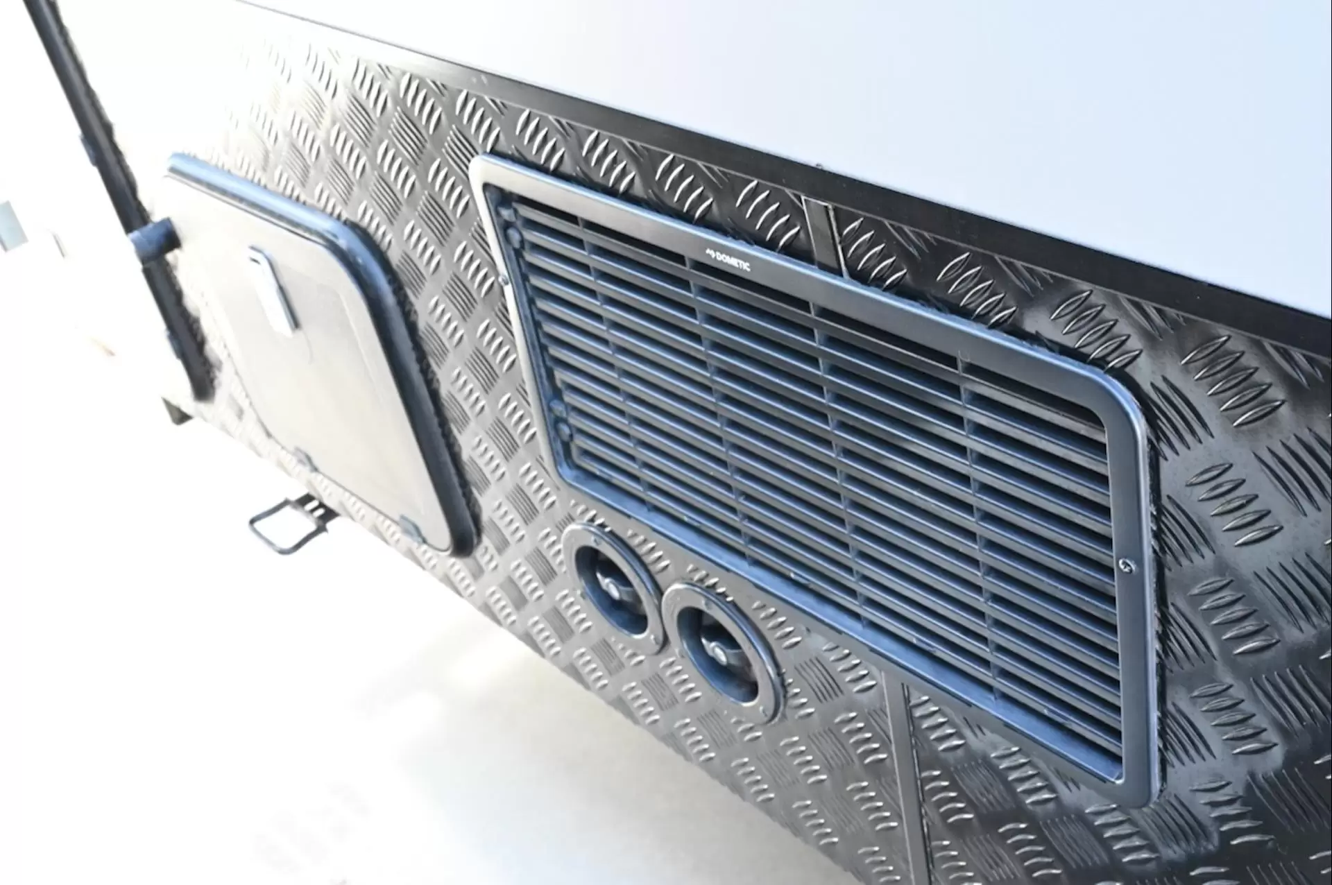 USED 2024 DESIGN RV FORERUNNER V5.2