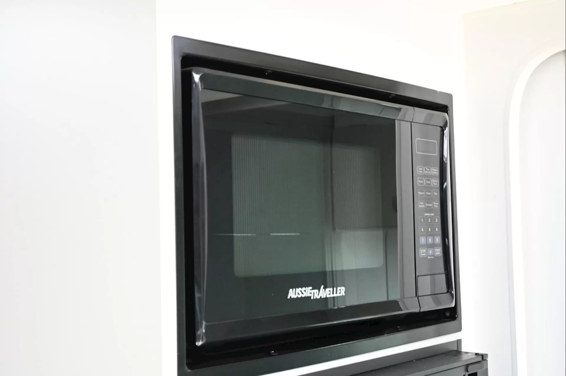 USED 2024 DESIGN RV FORERUNNER V5.2