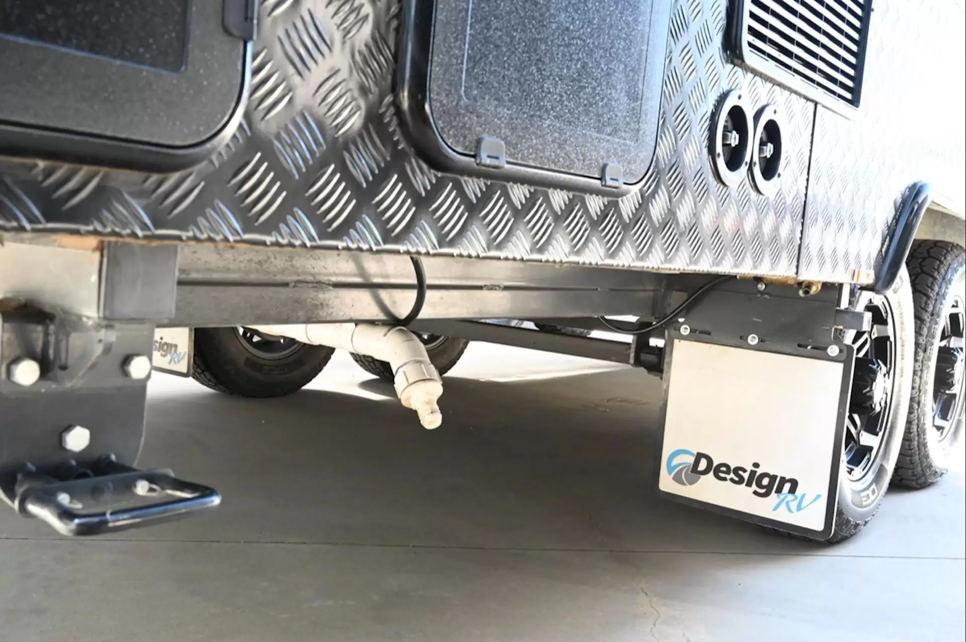 USED 2024 DESIGN RV FORERUNNER V5.2