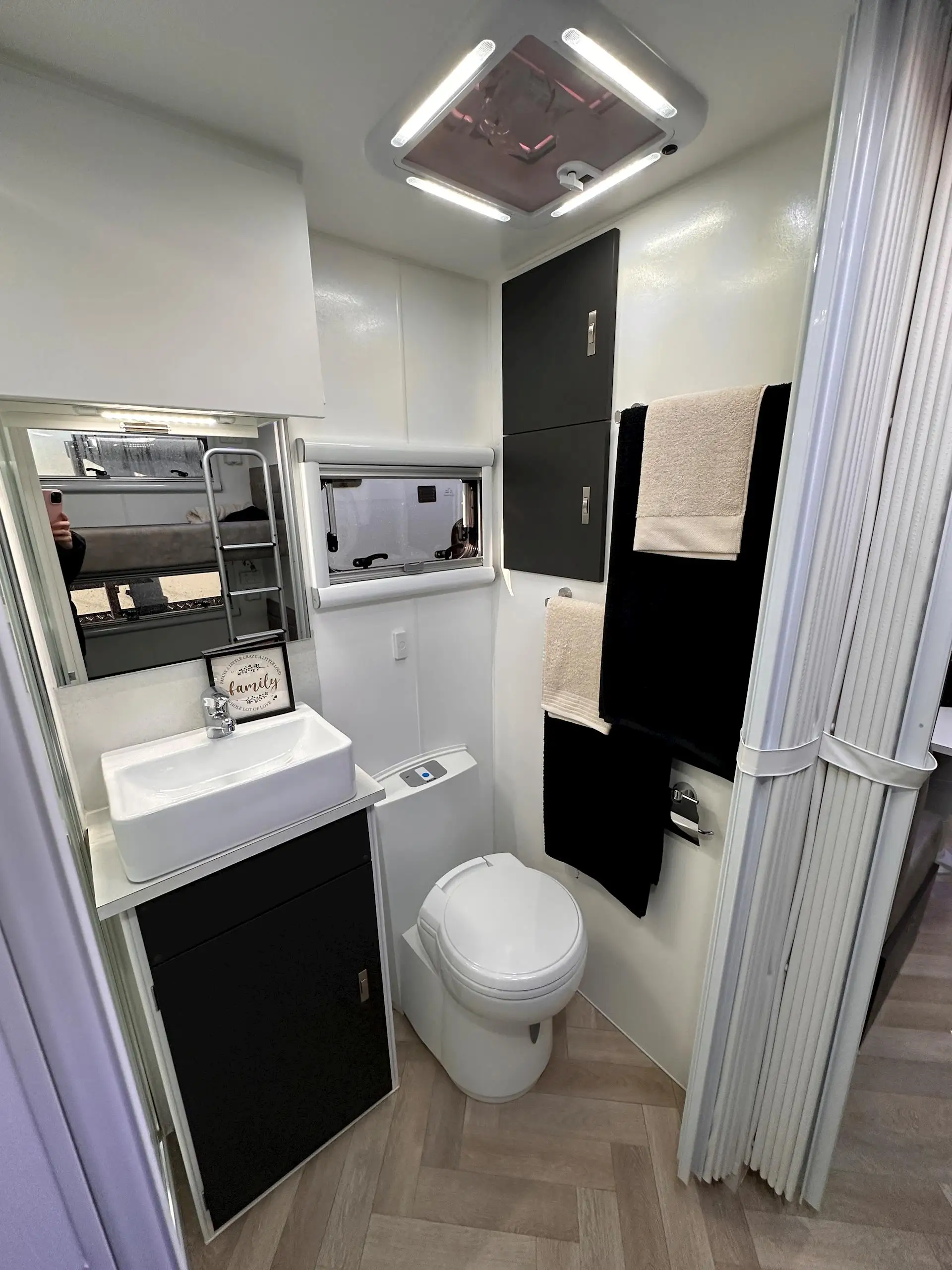 NEW 2026 DESIGN RV F2110MD 2B ODYSSEY