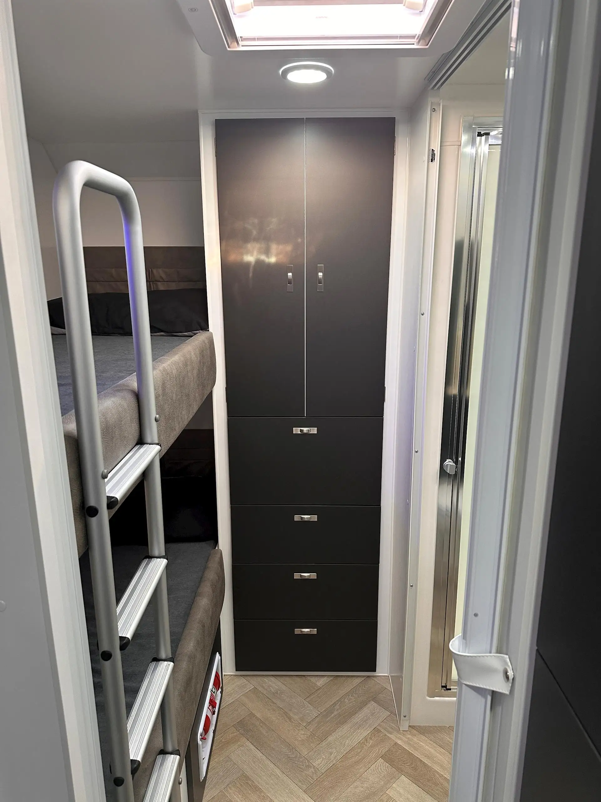 NEW 2026 DESIGN RV F2110MD 2B ODYSSEY