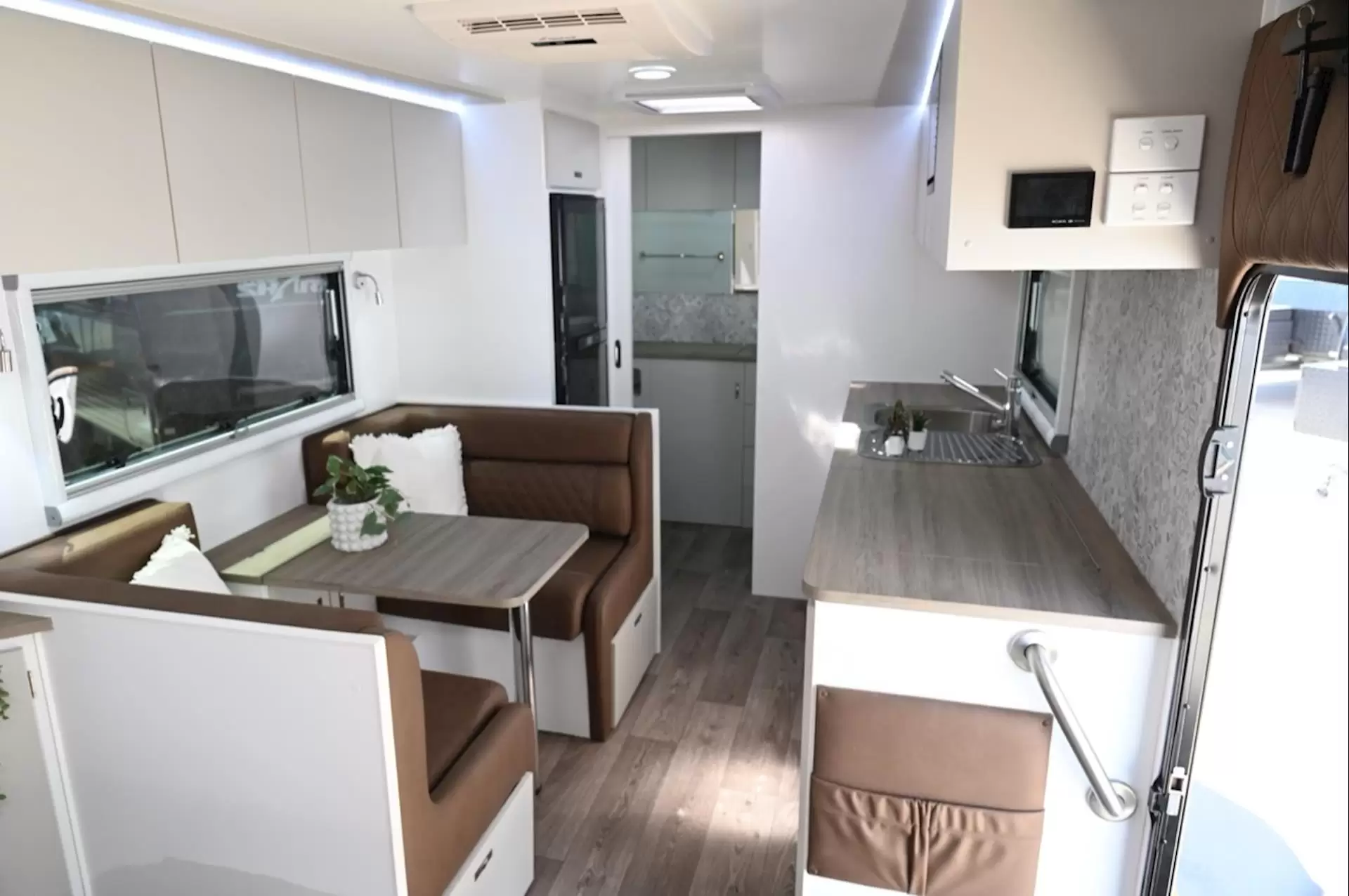 NEW 2026 DESIGN RV 200M ODYSSEY 20'0