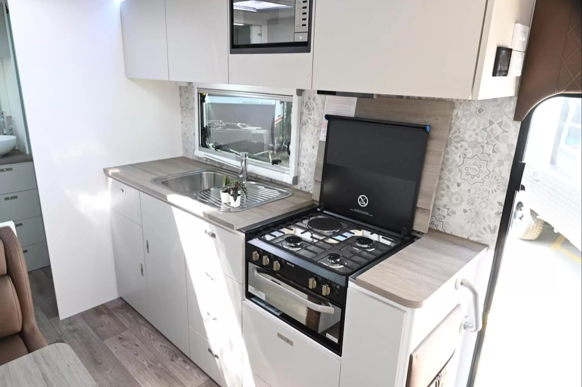 NEW 2026 DESIGN RV 200M ODYSSEY 20'0