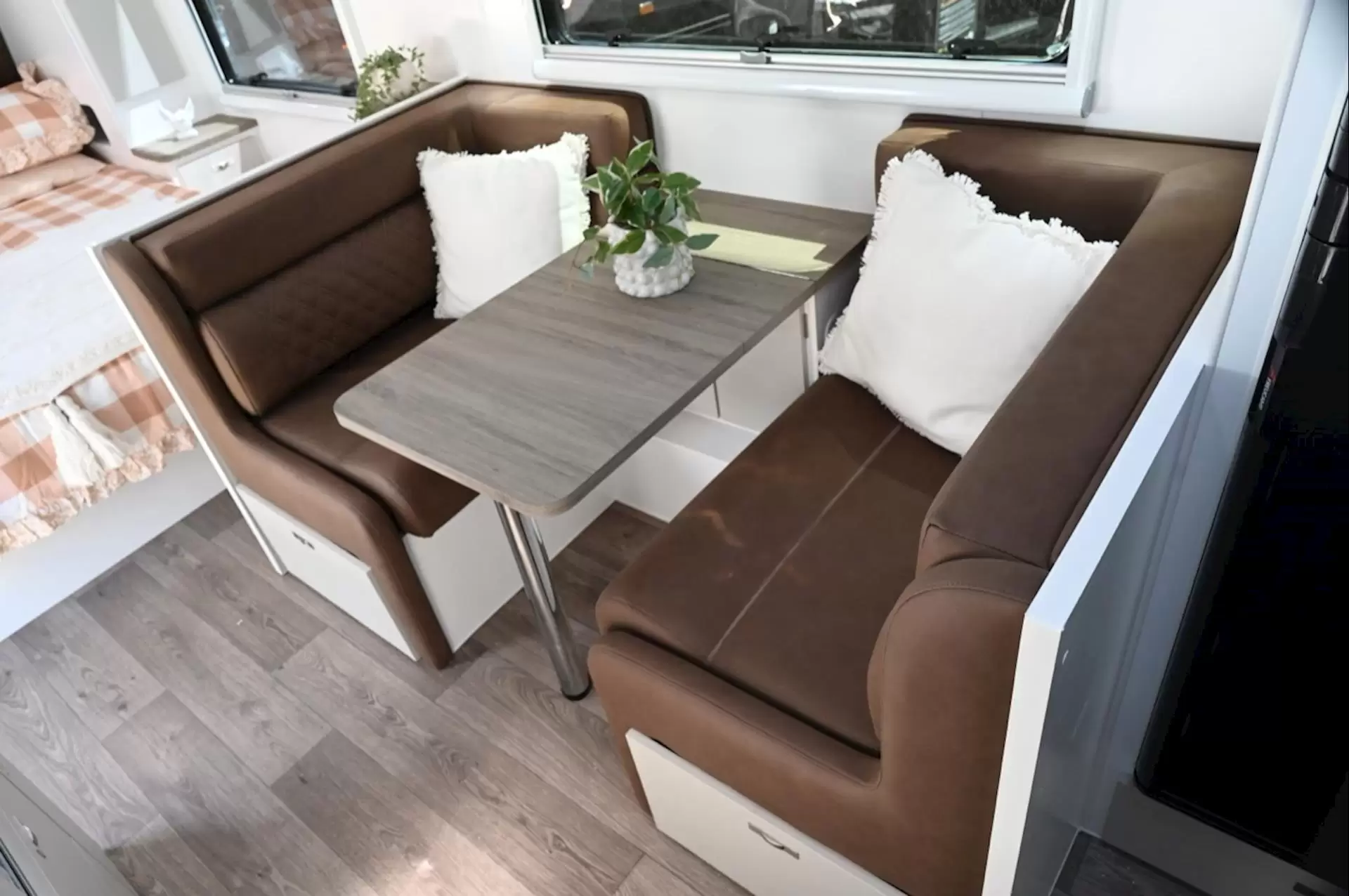 NEW 2026 DESIGN RV 200M ODYSSEY 20'0