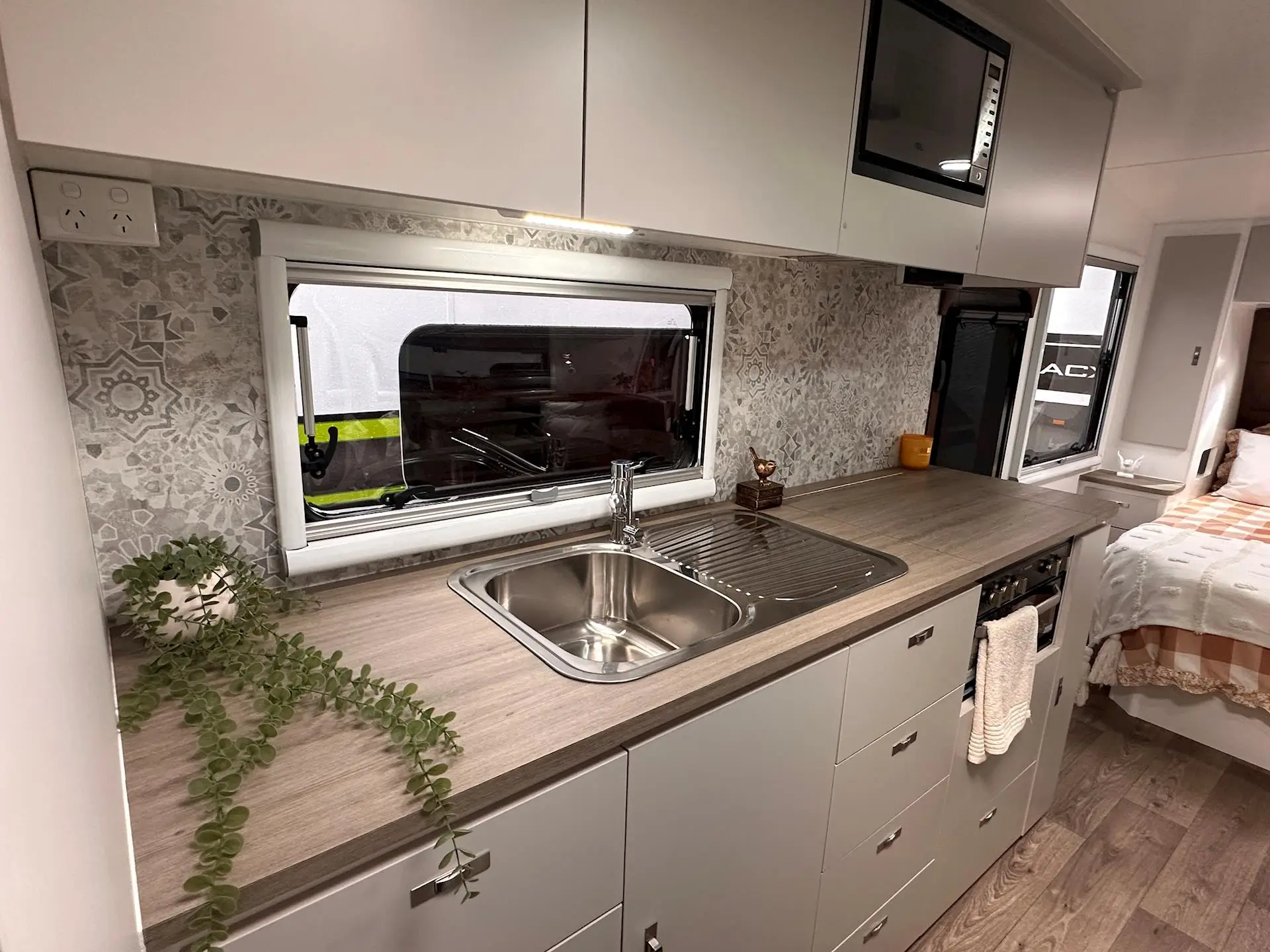 NEW 2026 DESIGN RV 200M ODYSSEY 20'0