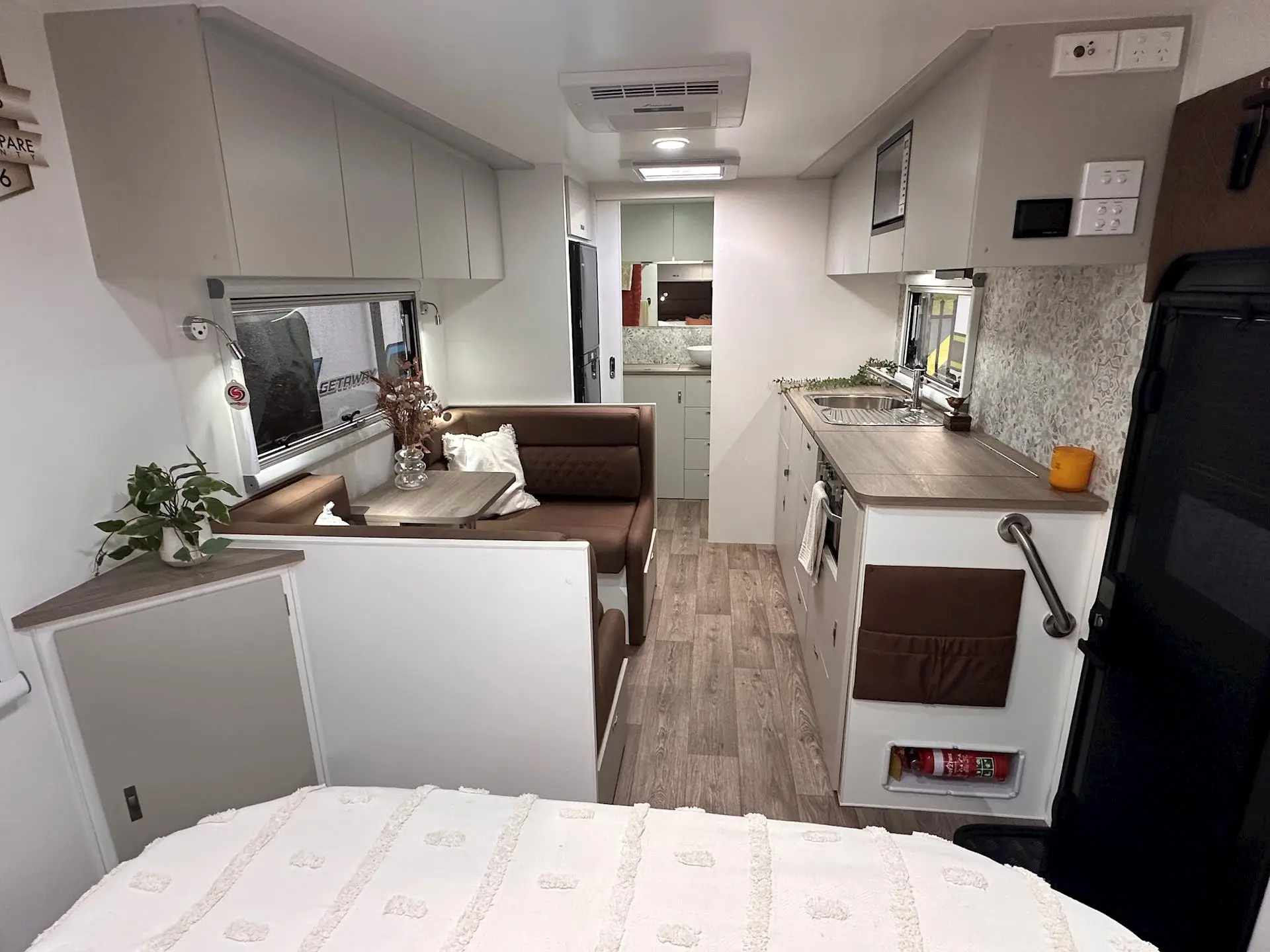 NEW 2026 DESIGN RV 200M ODYSSEY 20'0