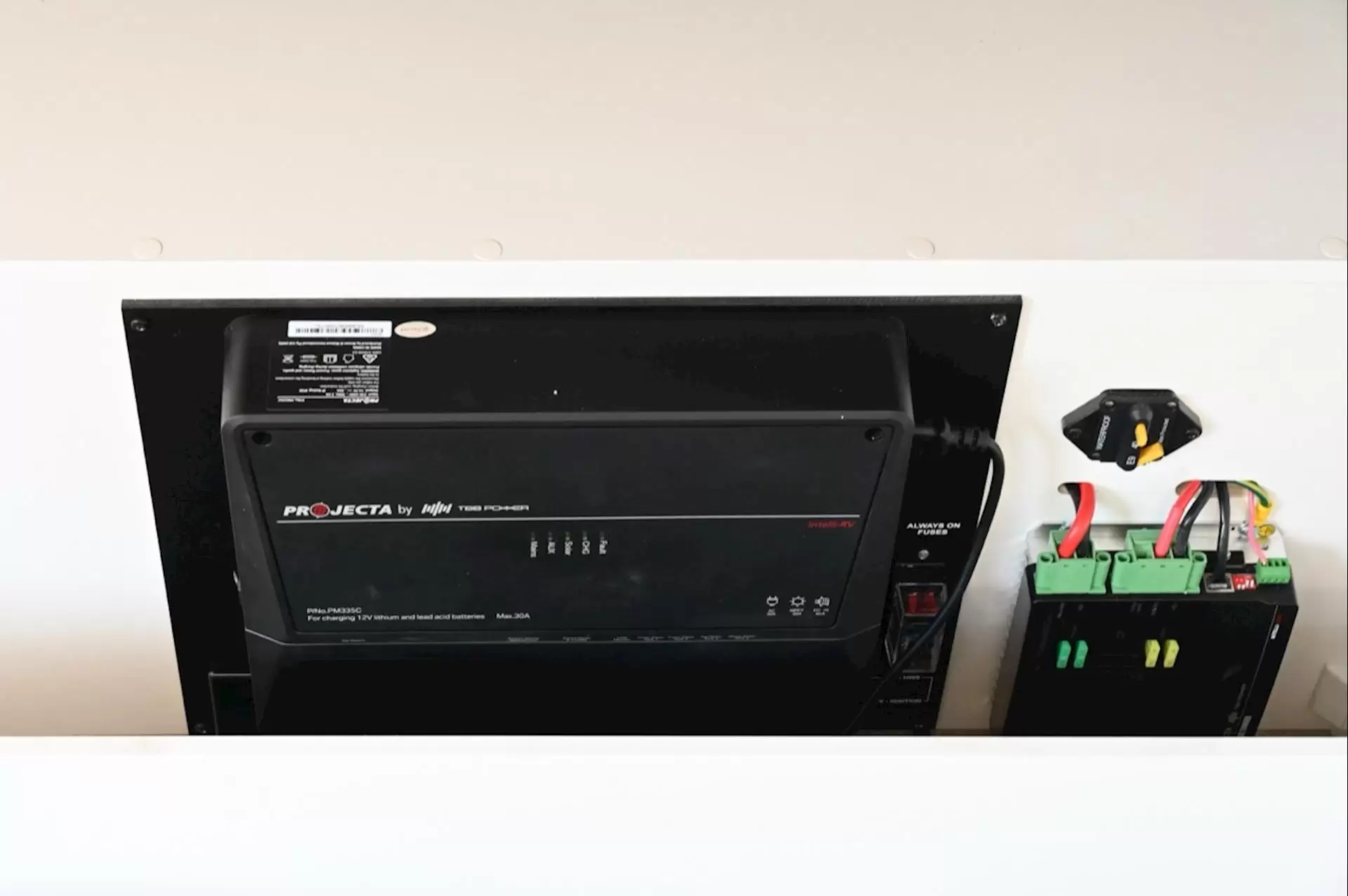 NEW 2026 DESIGN RV ODYSSEY 174MD-1	17'4"