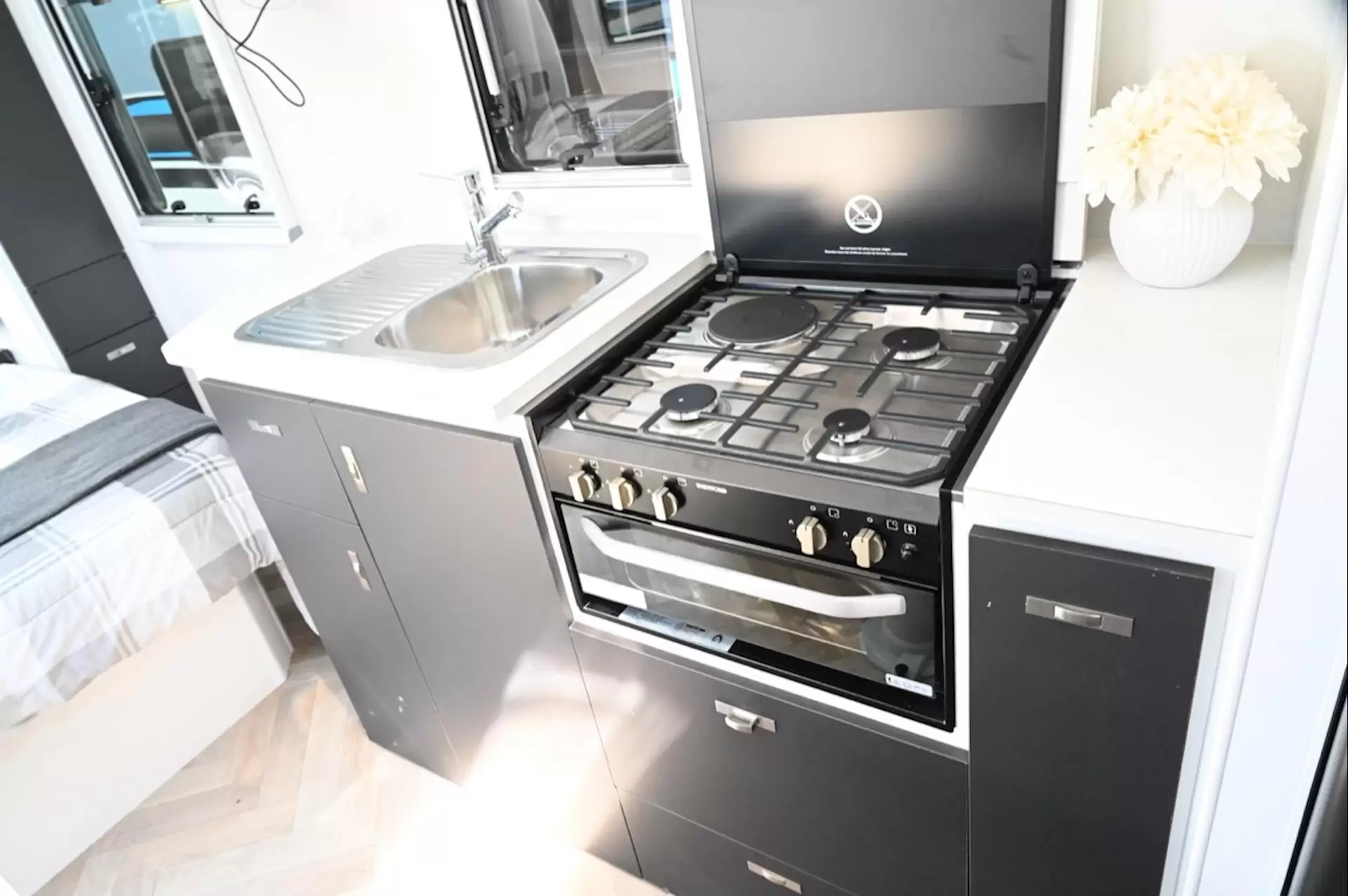 NEW 2026 DESIGN RV ODYSSEY 174MD-1	17'4"