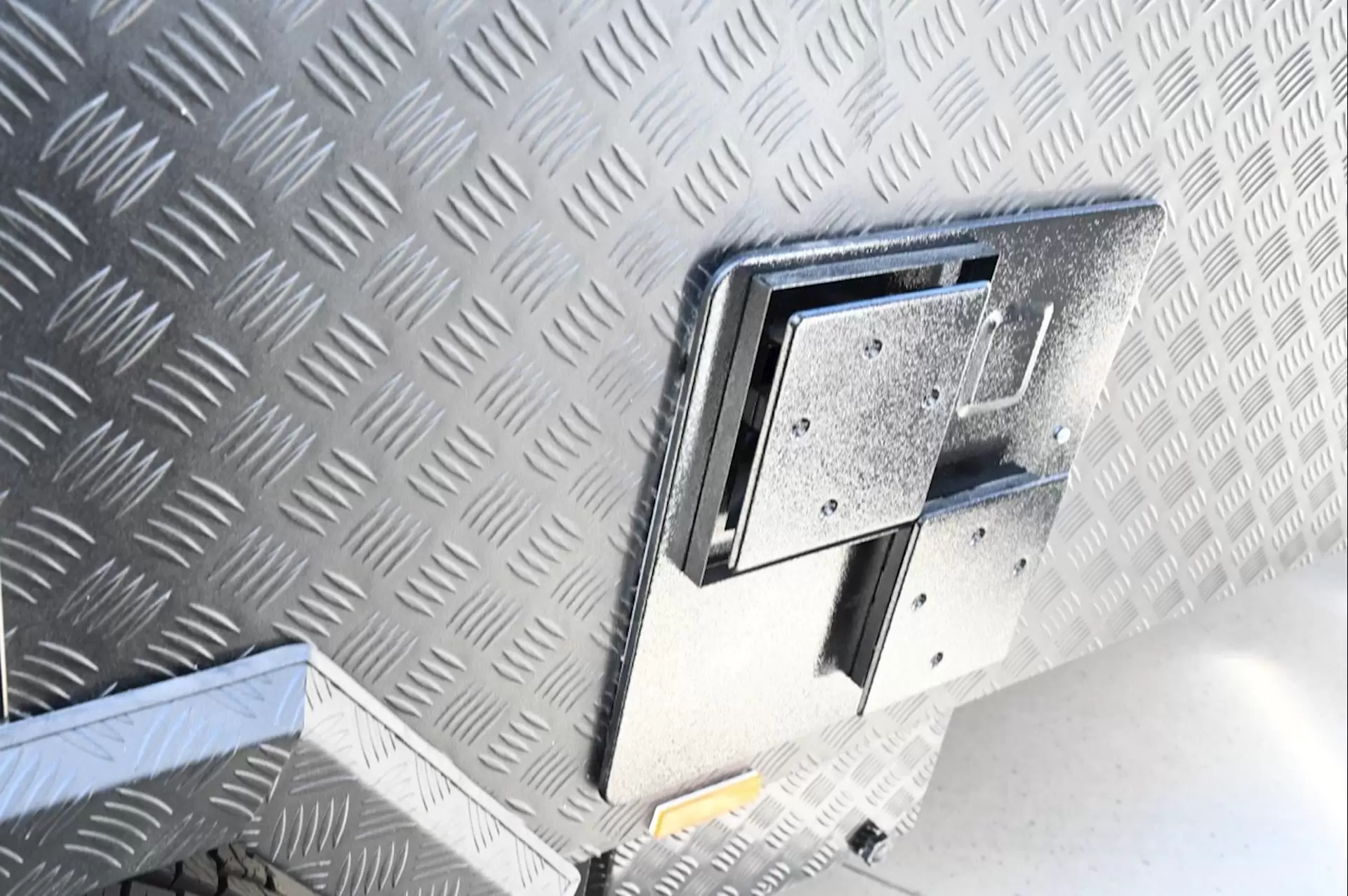 NEW 2026 DESIGN RV ODYSSEY 174MD-1	17'4"