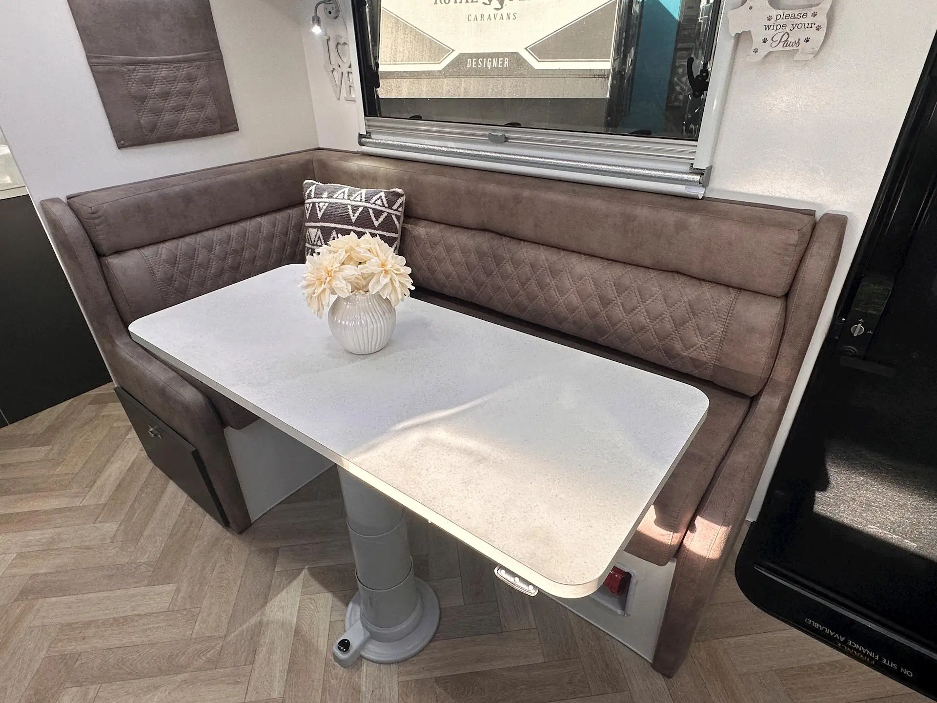 NEW 2026 DESIGN RV ODYSSEY 174MD-1	17'4"