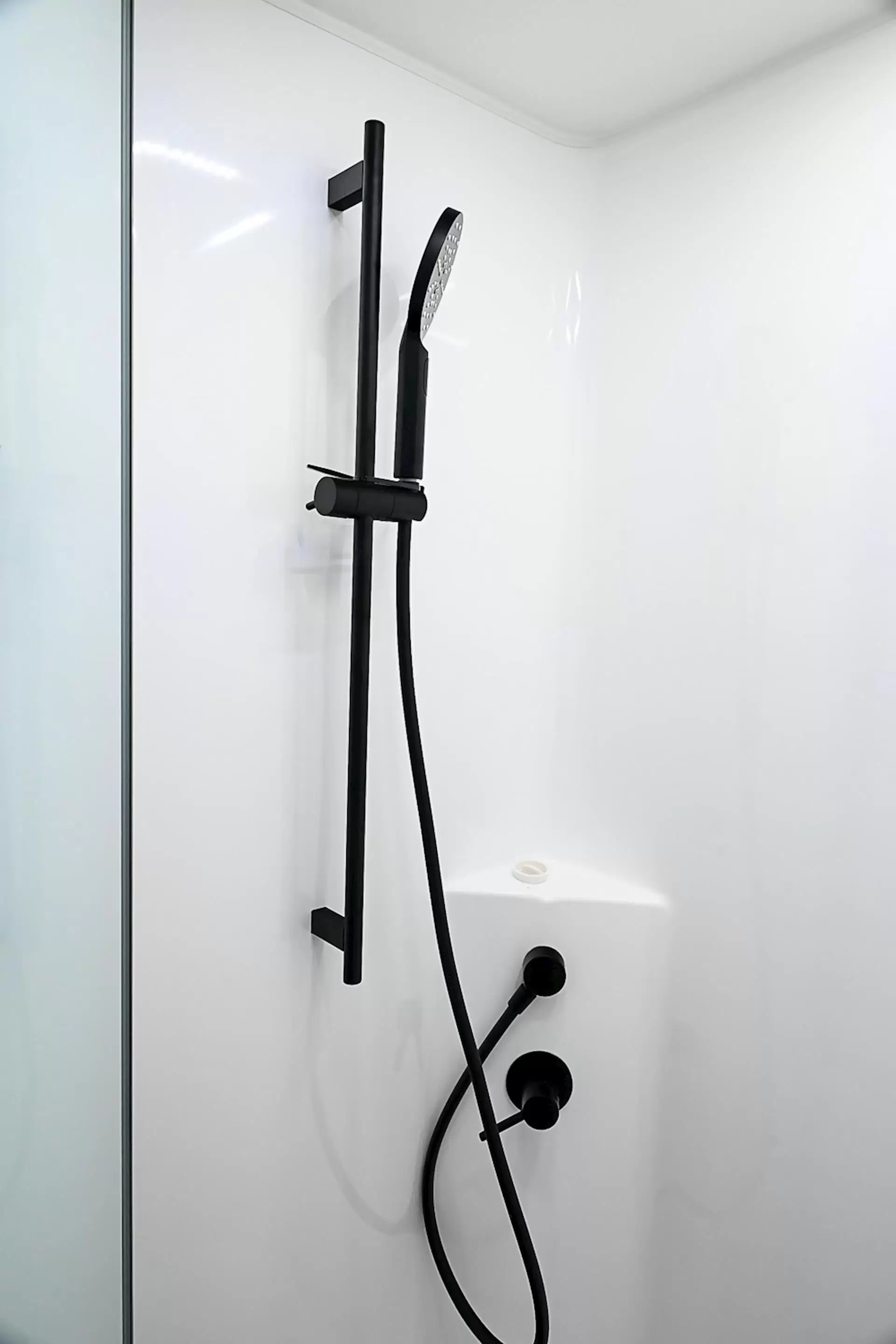 NEW 2026 DESIGN RV FORERUNNER 2210R