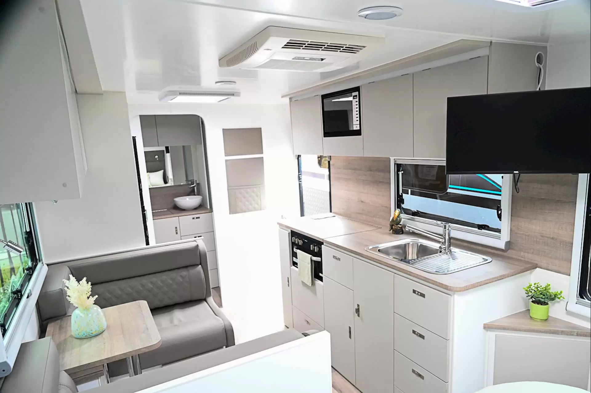 NEW 2026 DESIGN RV GETAWAY 196R