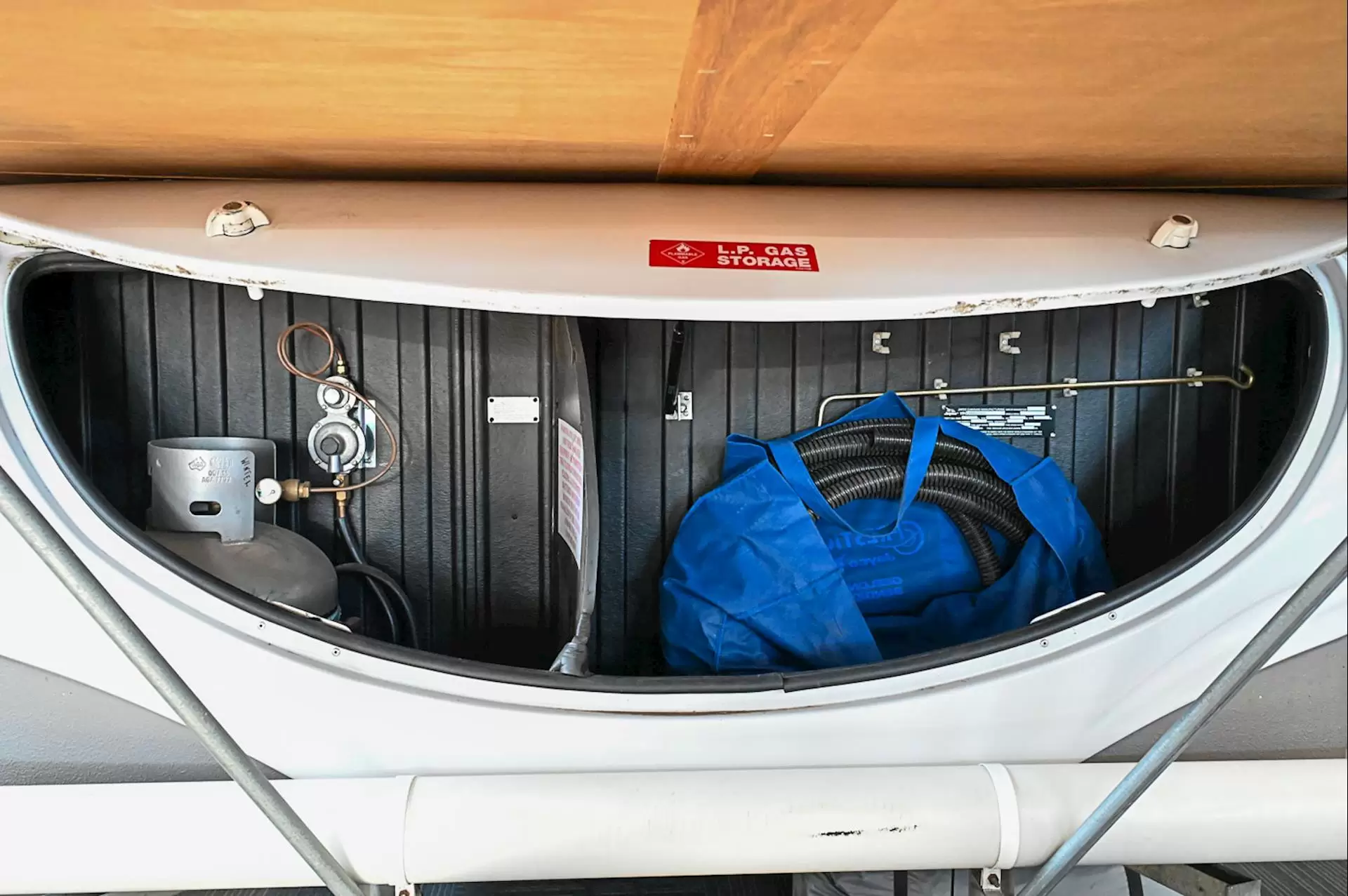 USED 2017 JAYCO SWAN