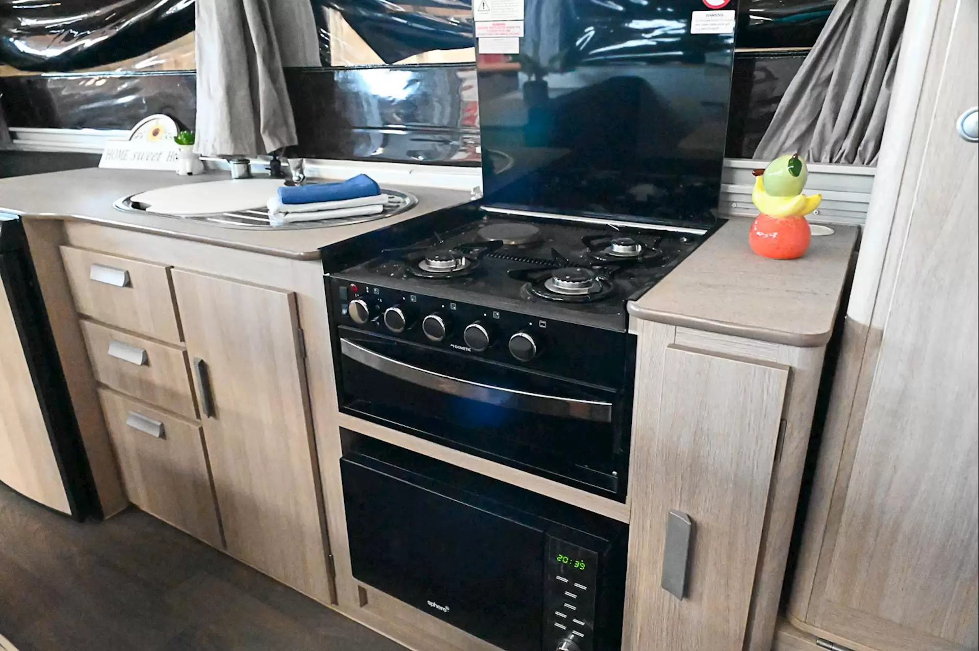 USED 2017 JAYCO SWAN