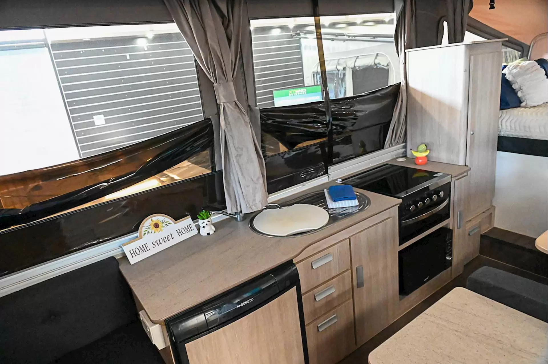 USED 2017 JAYCO SWAN