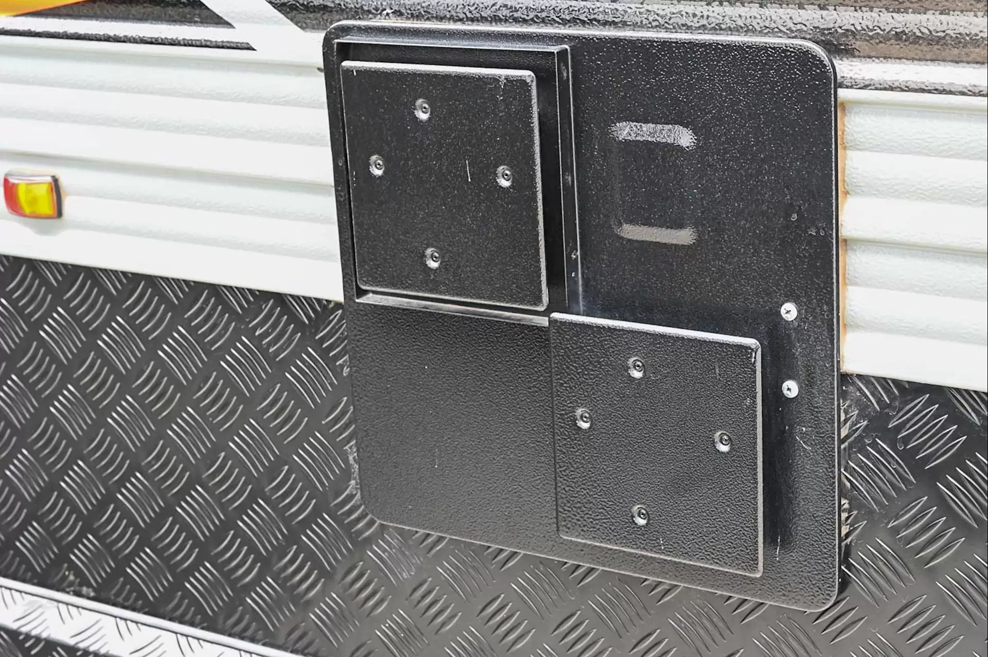 USED 2023 JB CARAVANS DIRTROADER