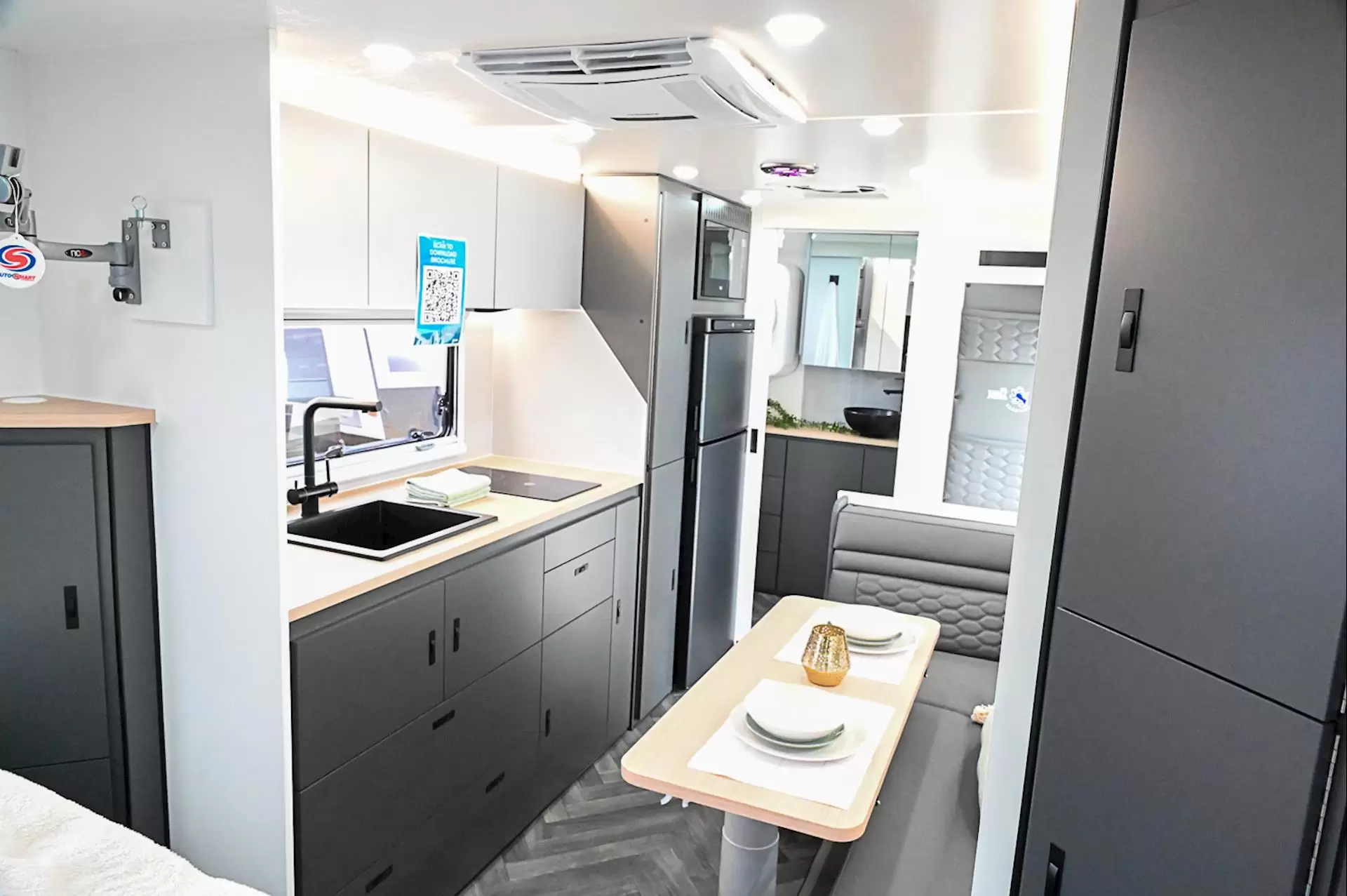 NEW 2026 ROYAL FLAIR Aussie Mate 20'-3