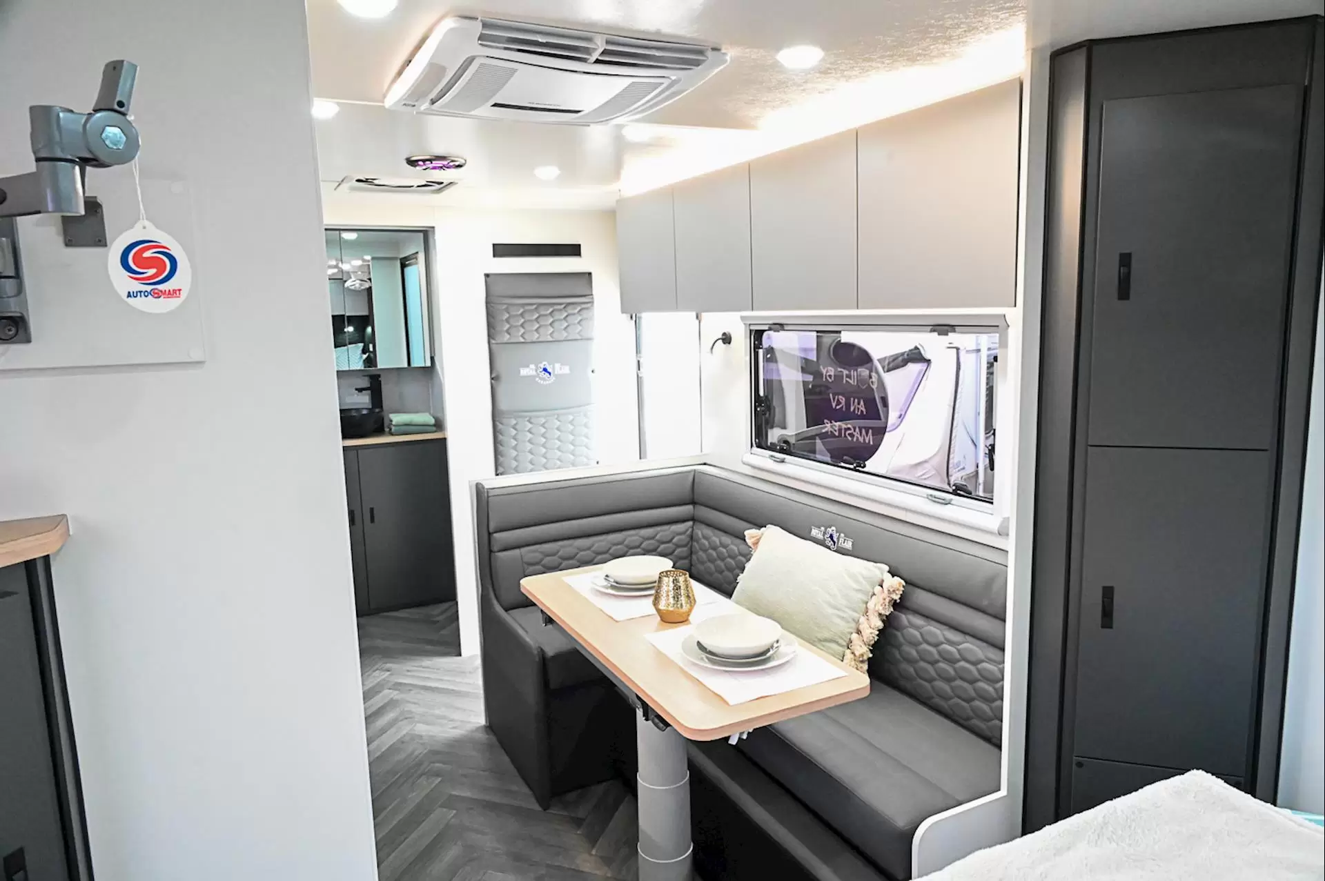 NEW 2026 ROYAL FLAIR Aussie Mate 20'-3