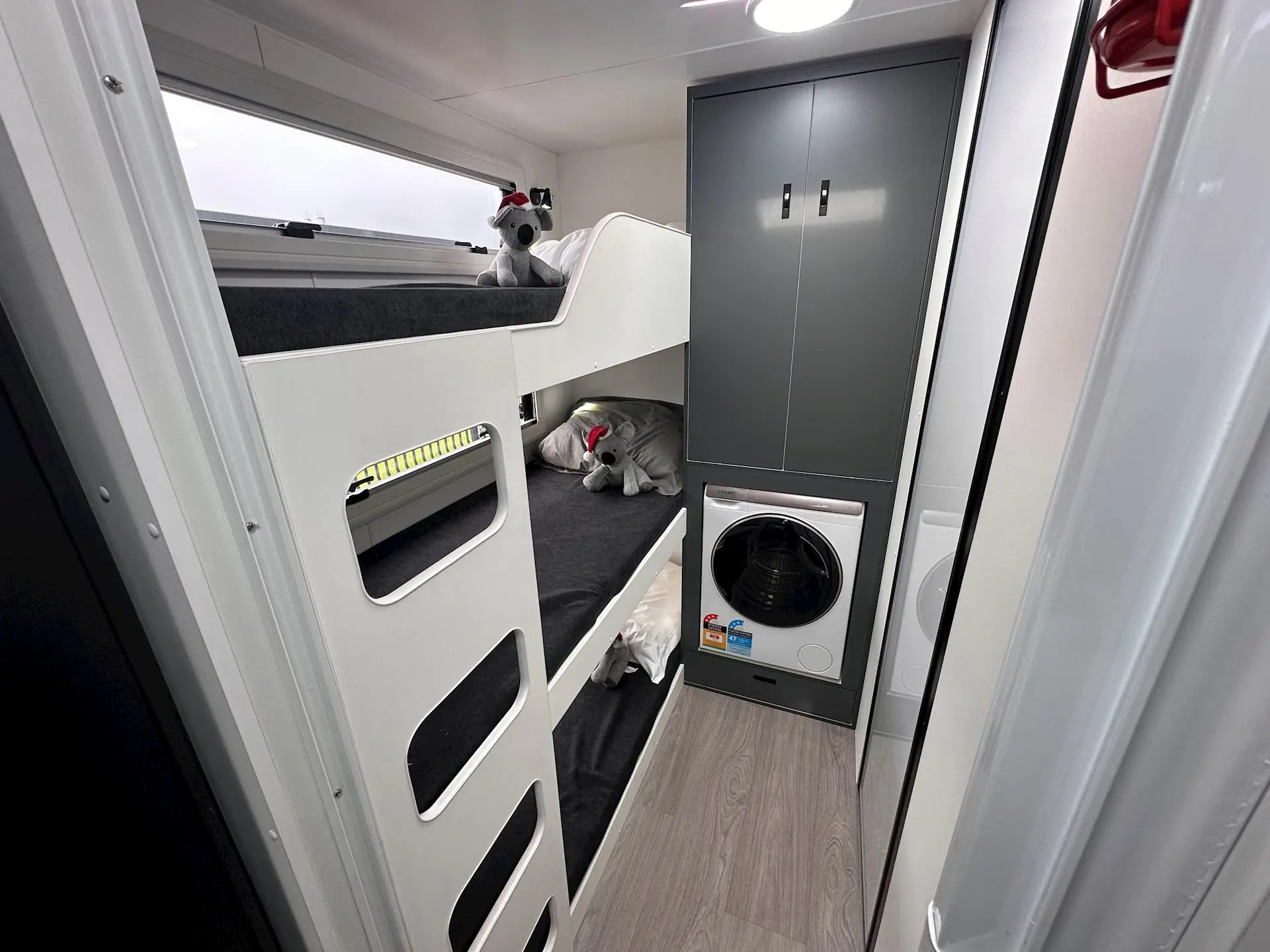 NEW 2026 VISCOUNT WILDSHARK 3 BUNK