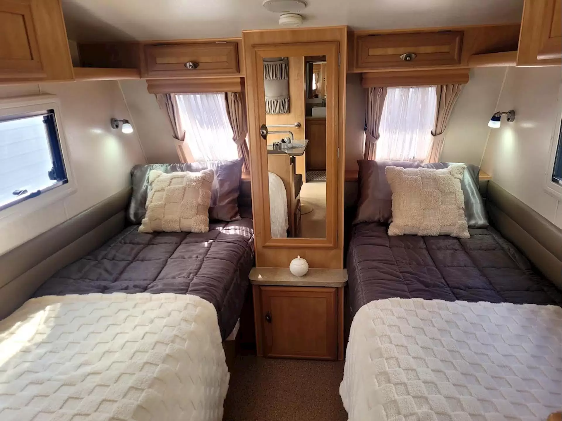 USED 2012 Roadstar Vacationer