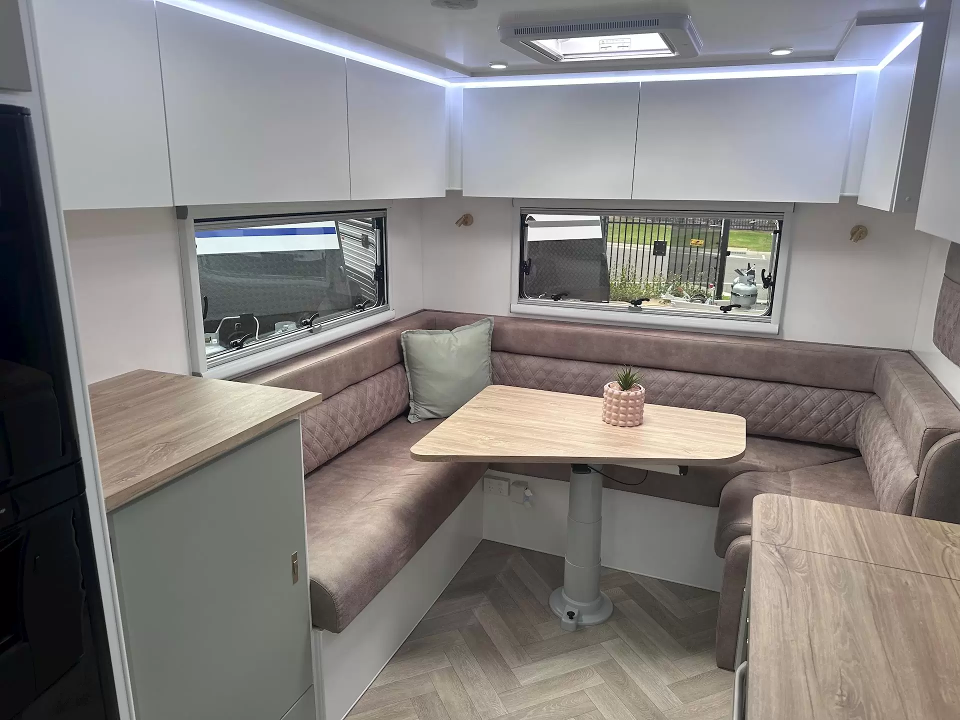 NEW 2026 DESIGN RV ODYSSEY 2210R