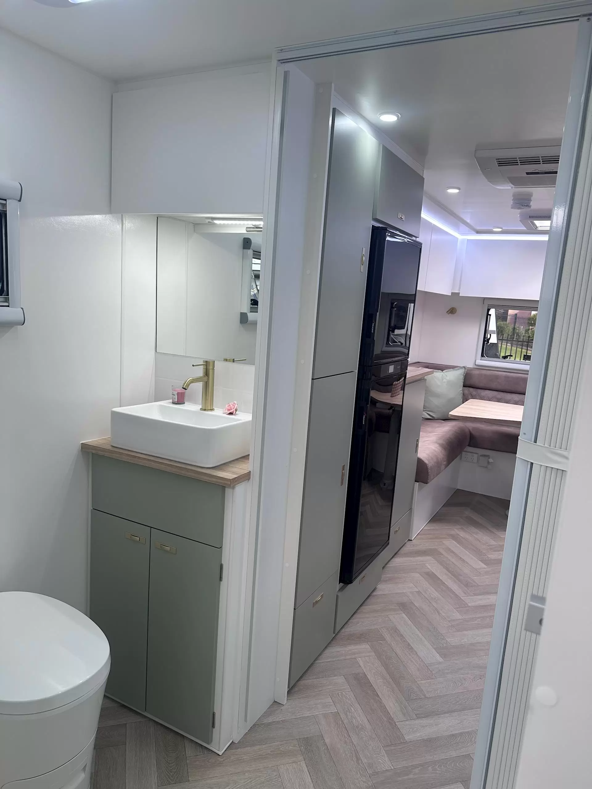 NEW 2026 DESIGN RV ODYSSEY 2210R