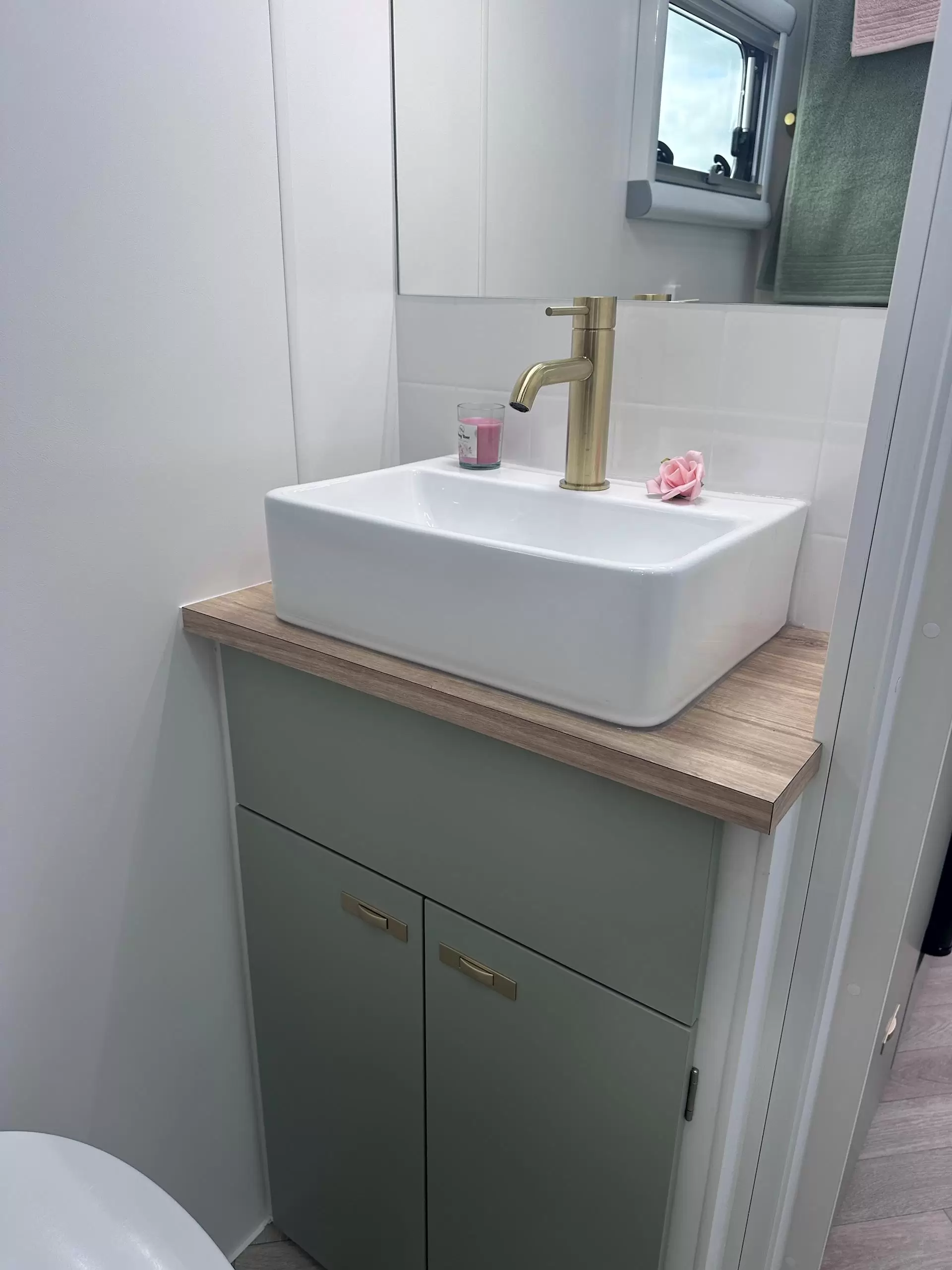 NEW 2026 DESIGN RV ODYSSEY 2210R